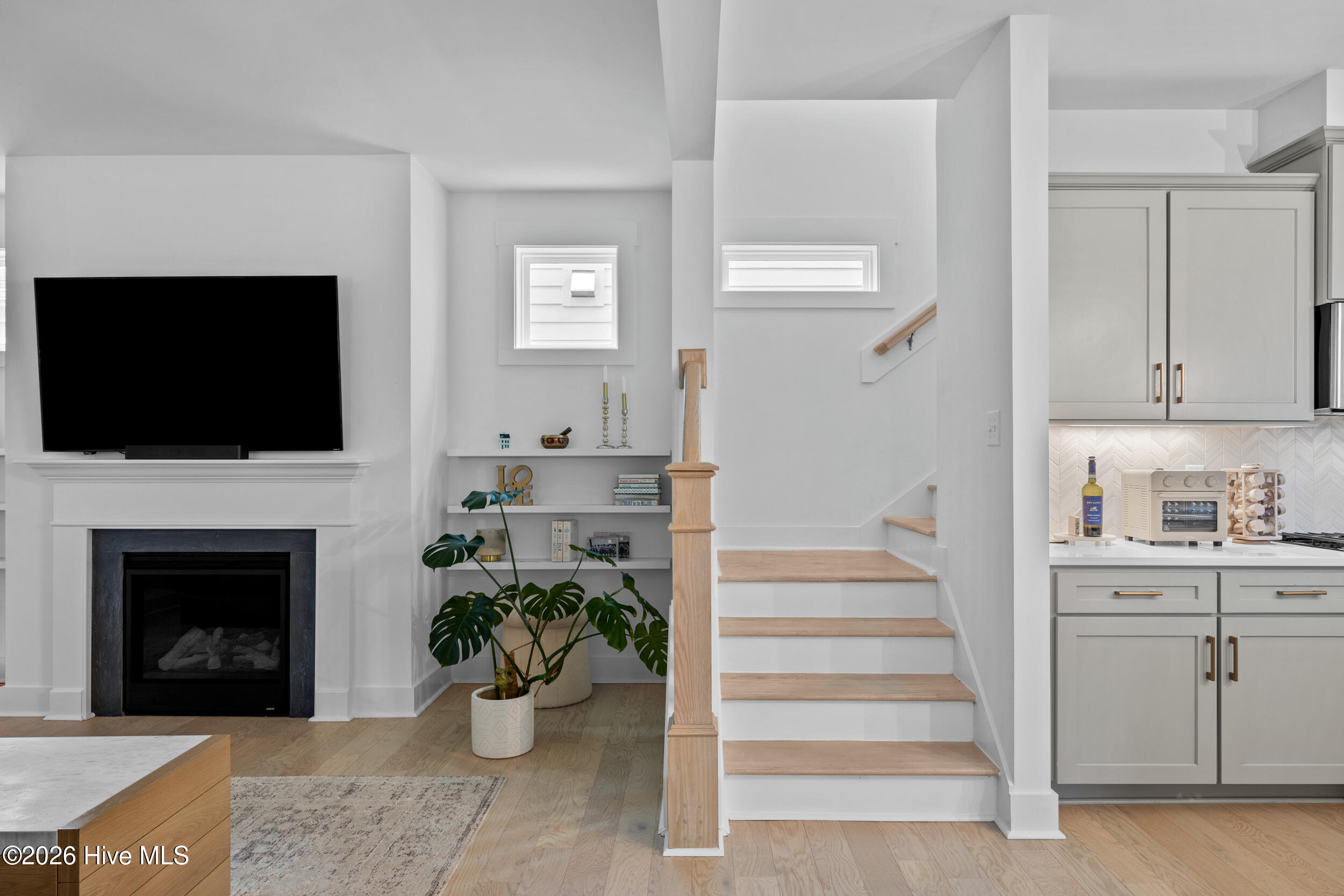 100551783 | Photo 17