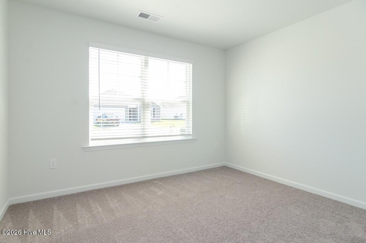 100568569 | Photo 16