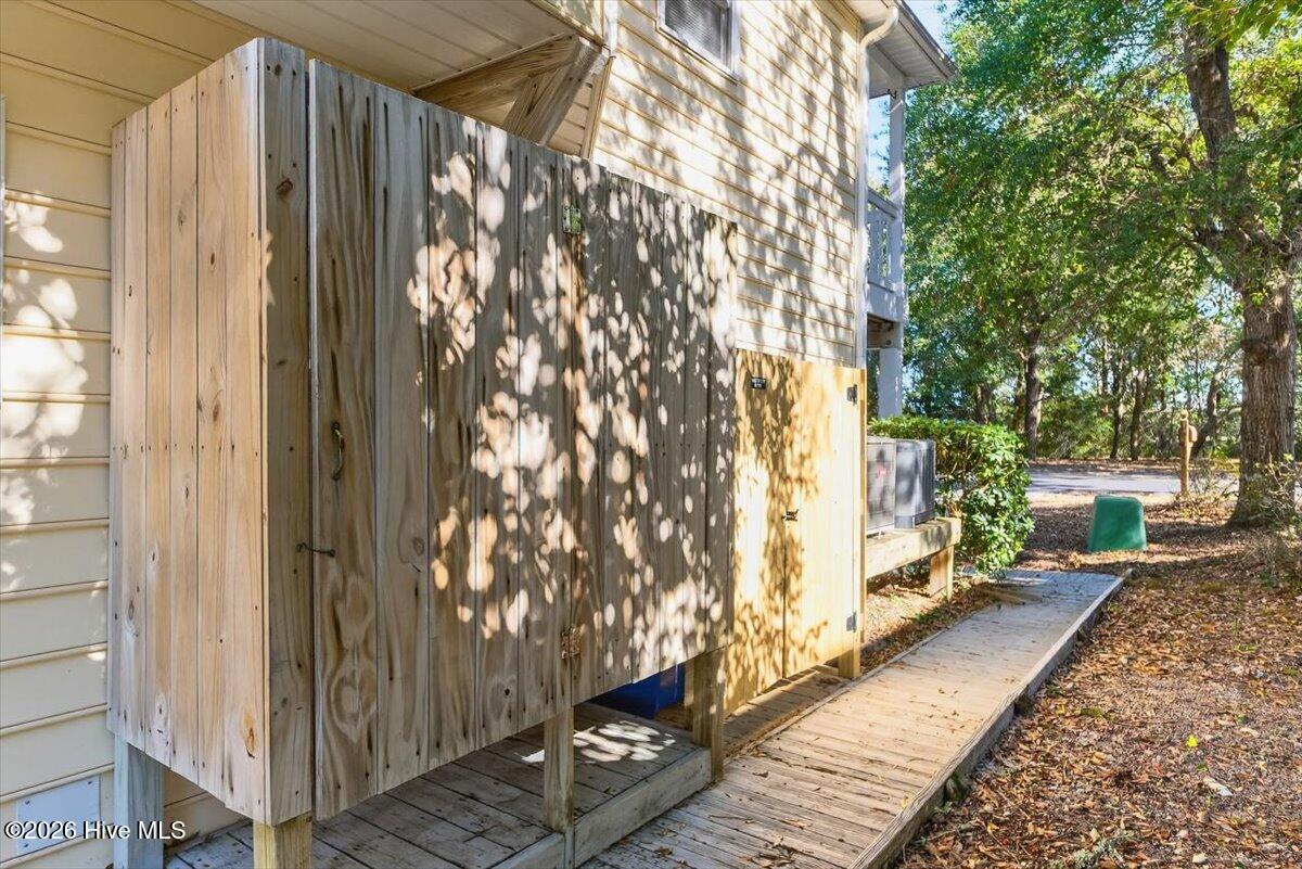 100551155 | Photo 55