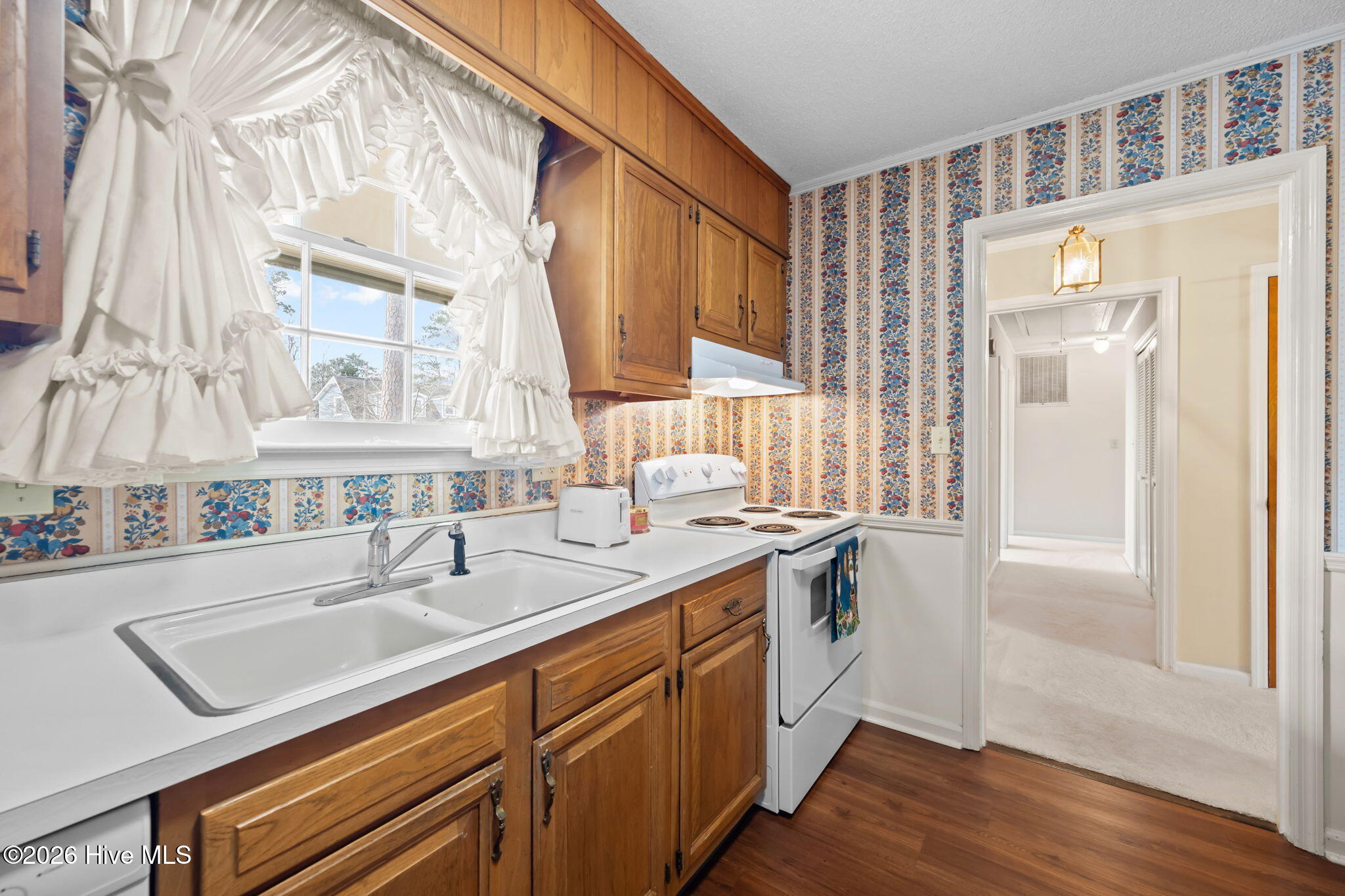 100555797 | Photo 18