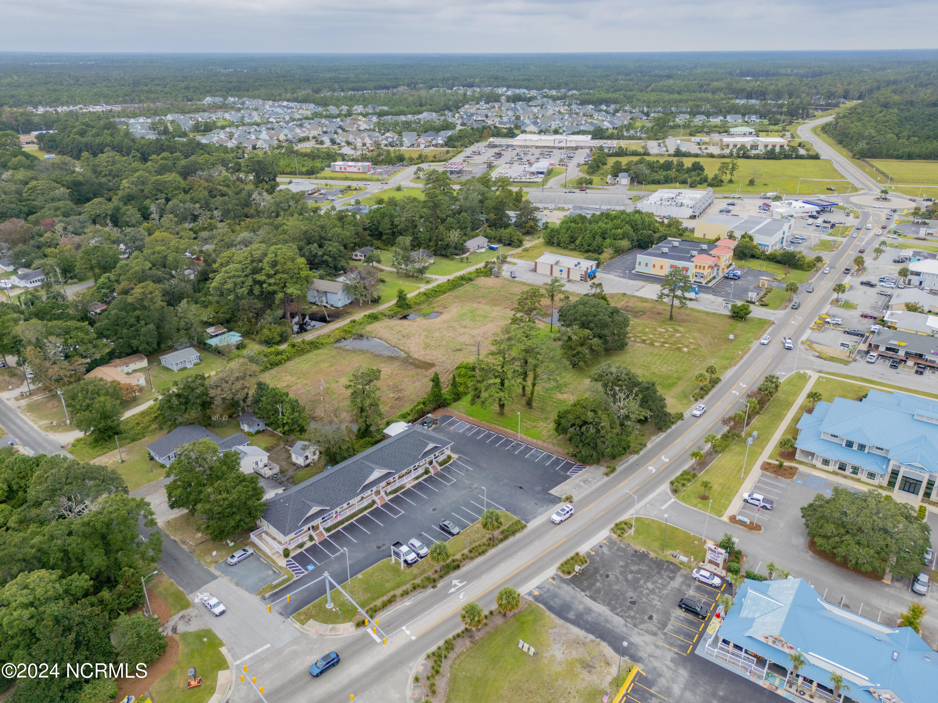 100467978 | Photo 13