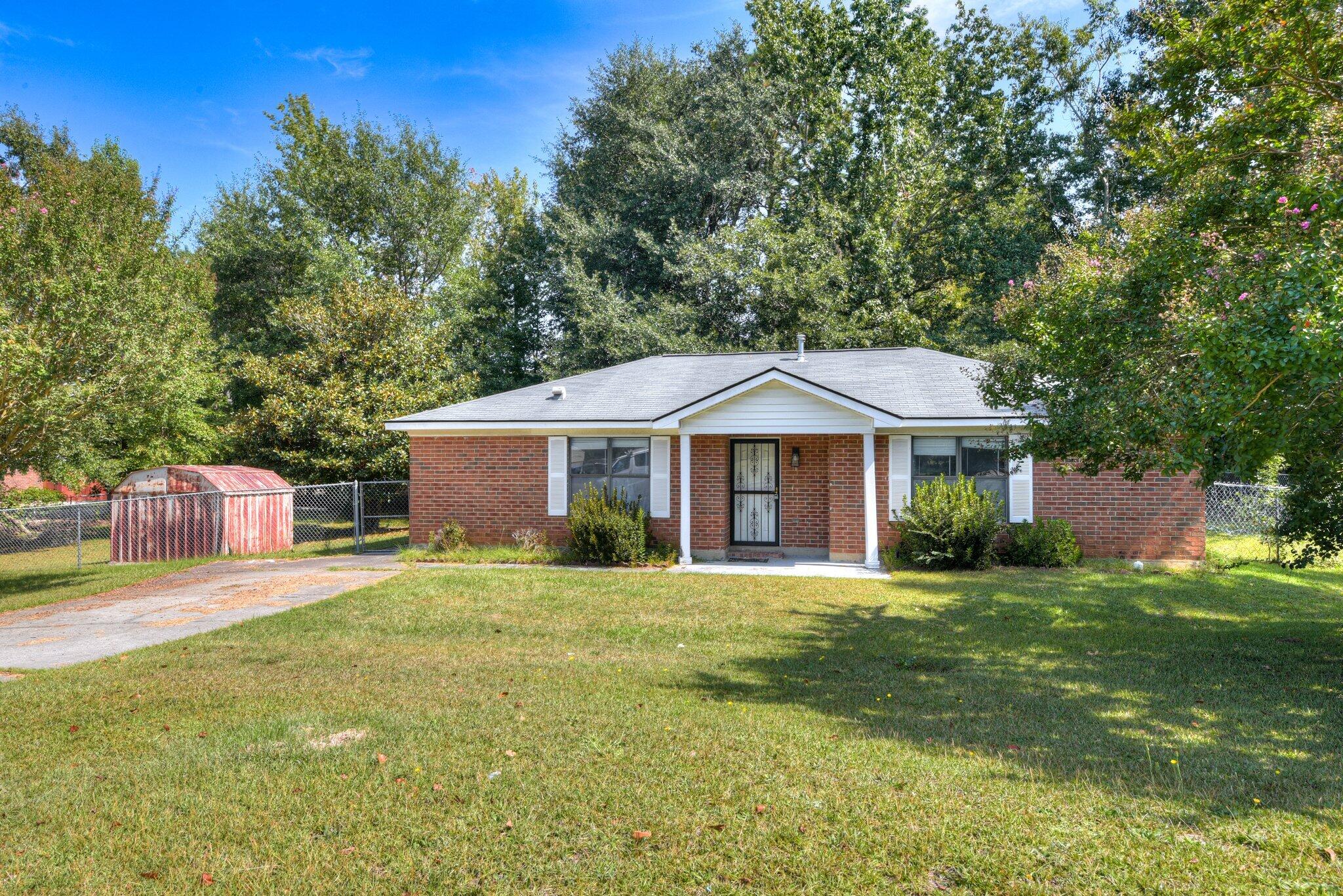 3326 Saddlebrook Dr 4