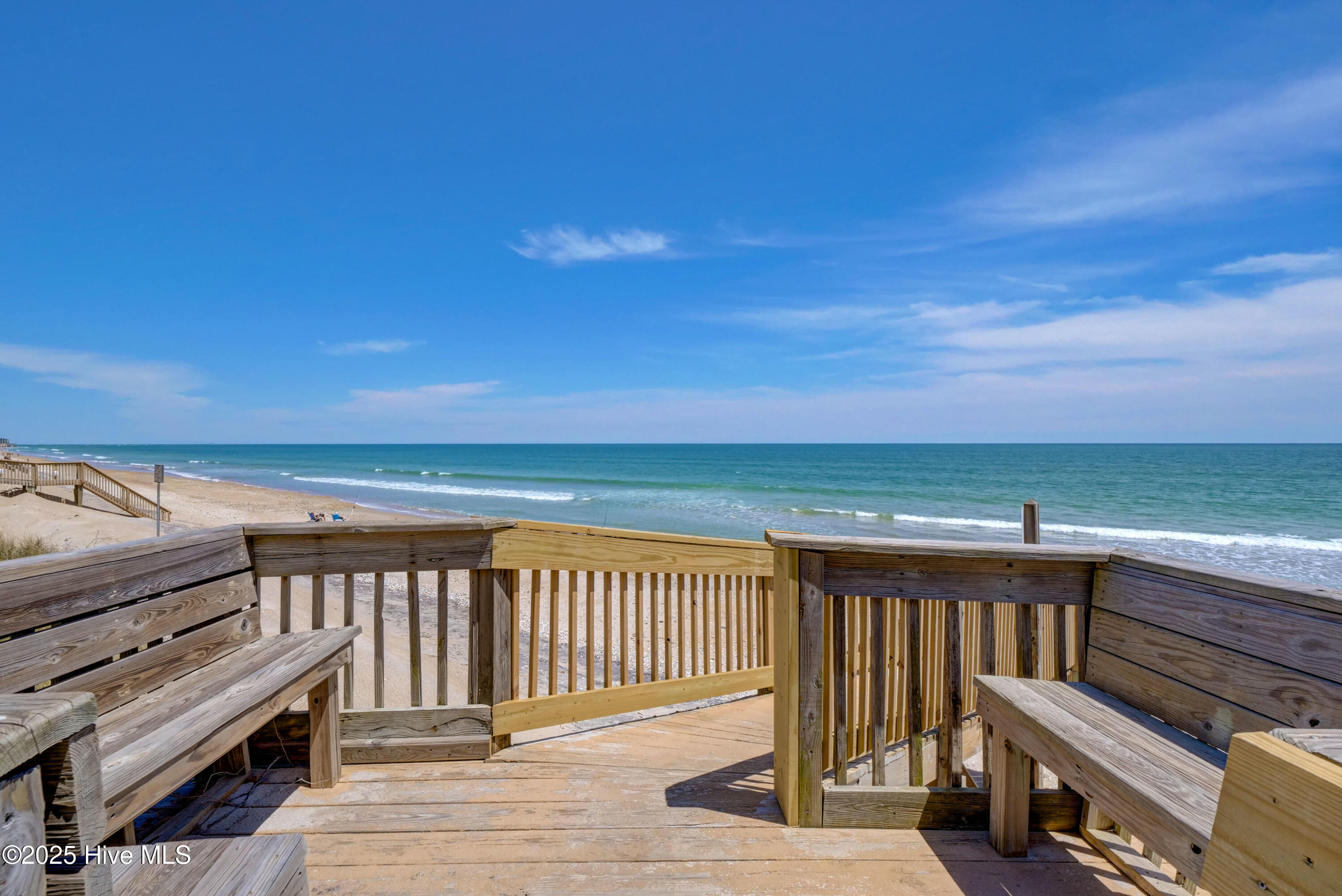 100495558 | Photo 36