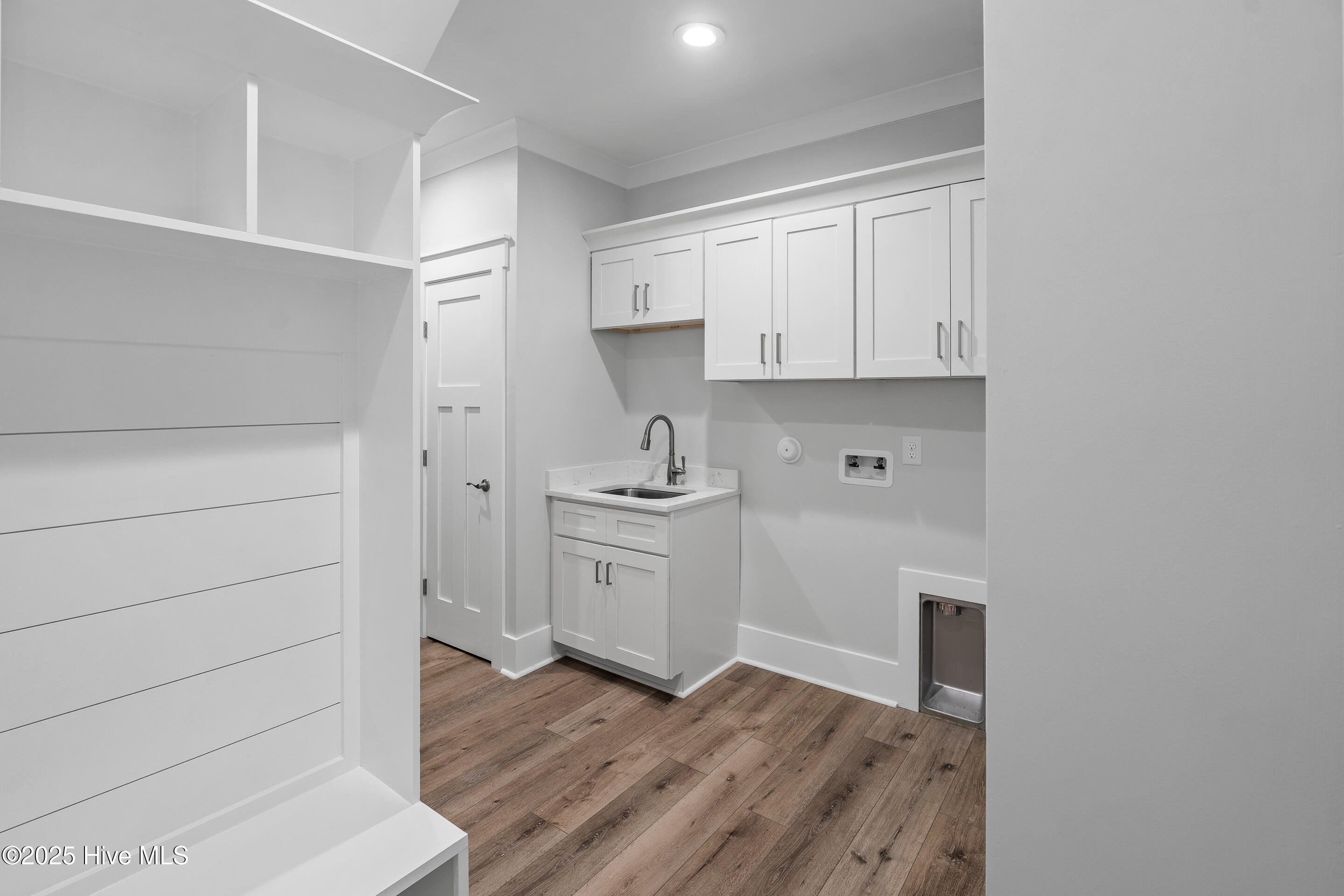 100515722 | Photo 13