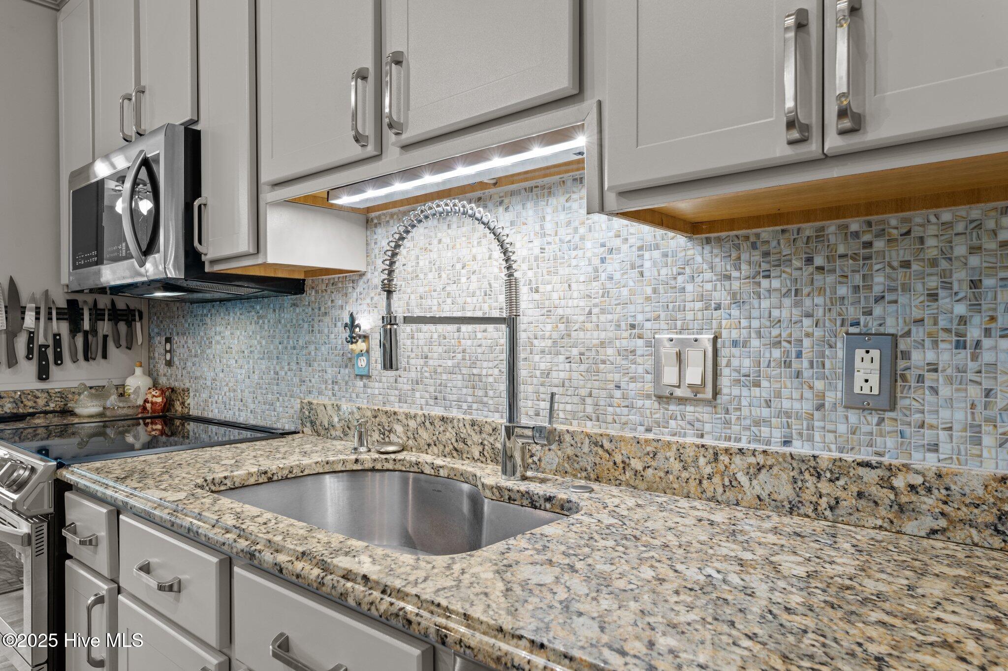 220 Shoreline Drive, New Bern, NC, 28562