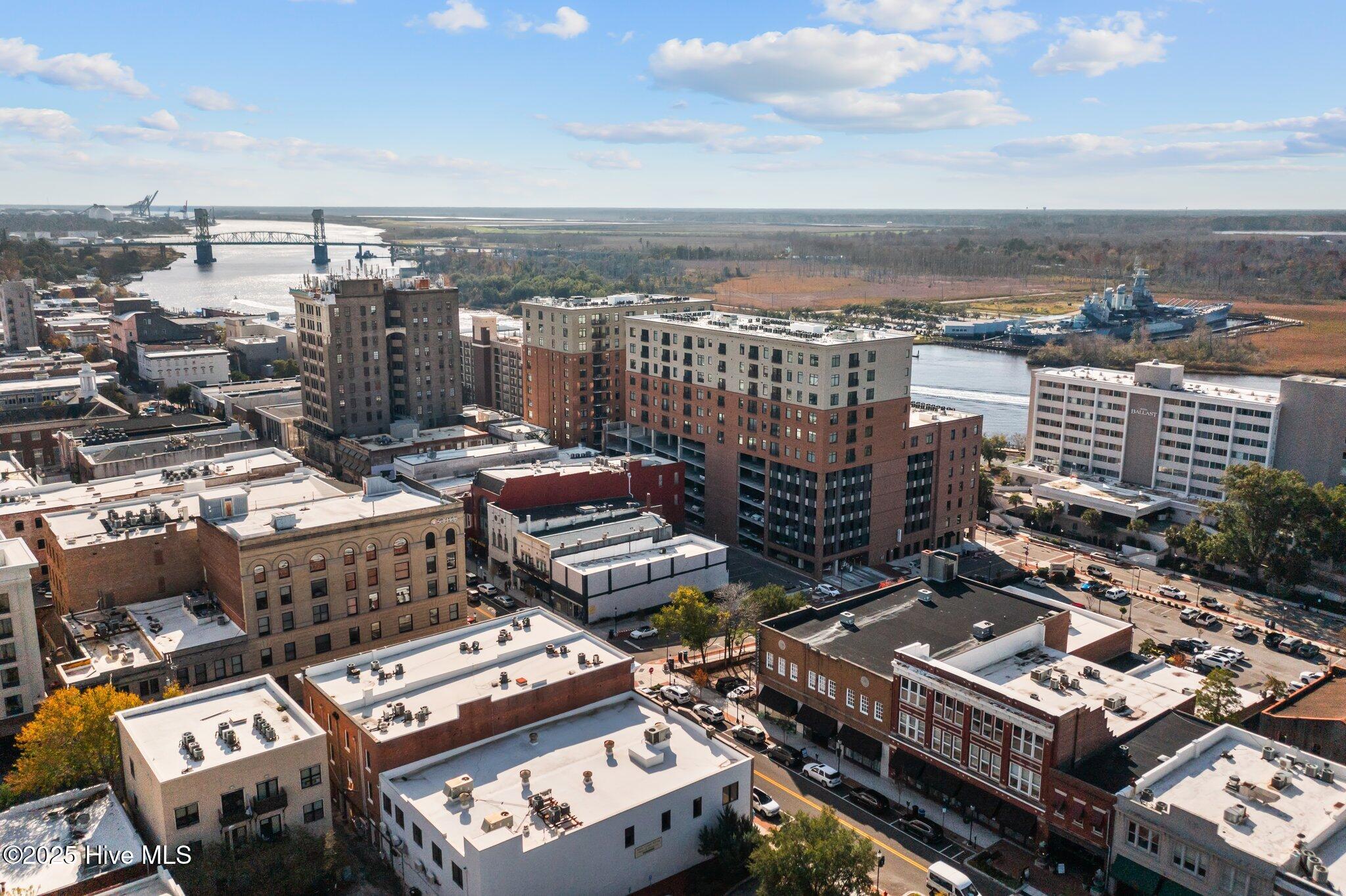 100543966 | Photo 43