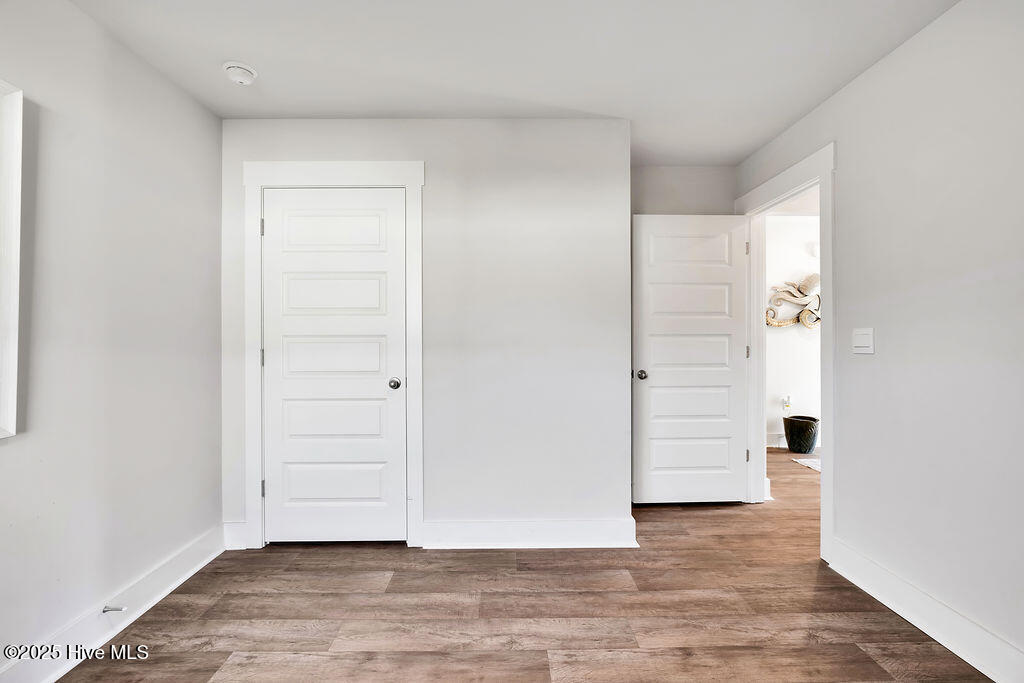 100542156 | Photo 18