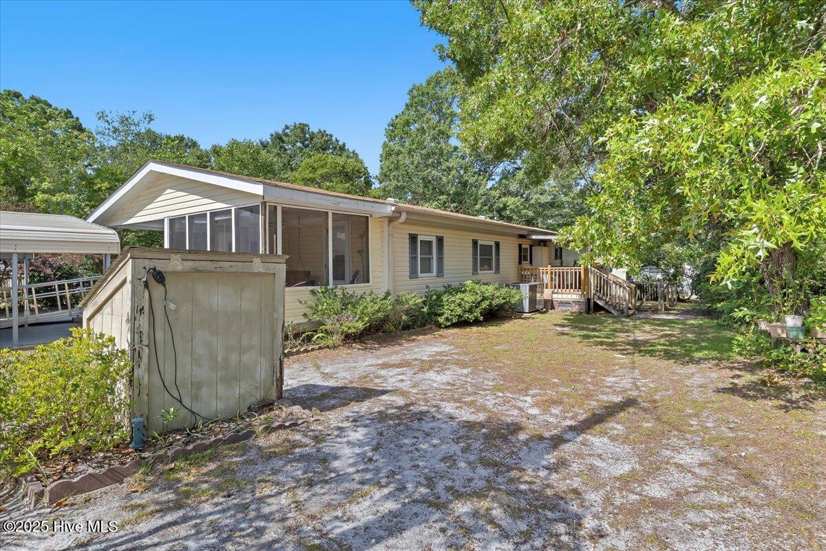 100518805 | Photo 49