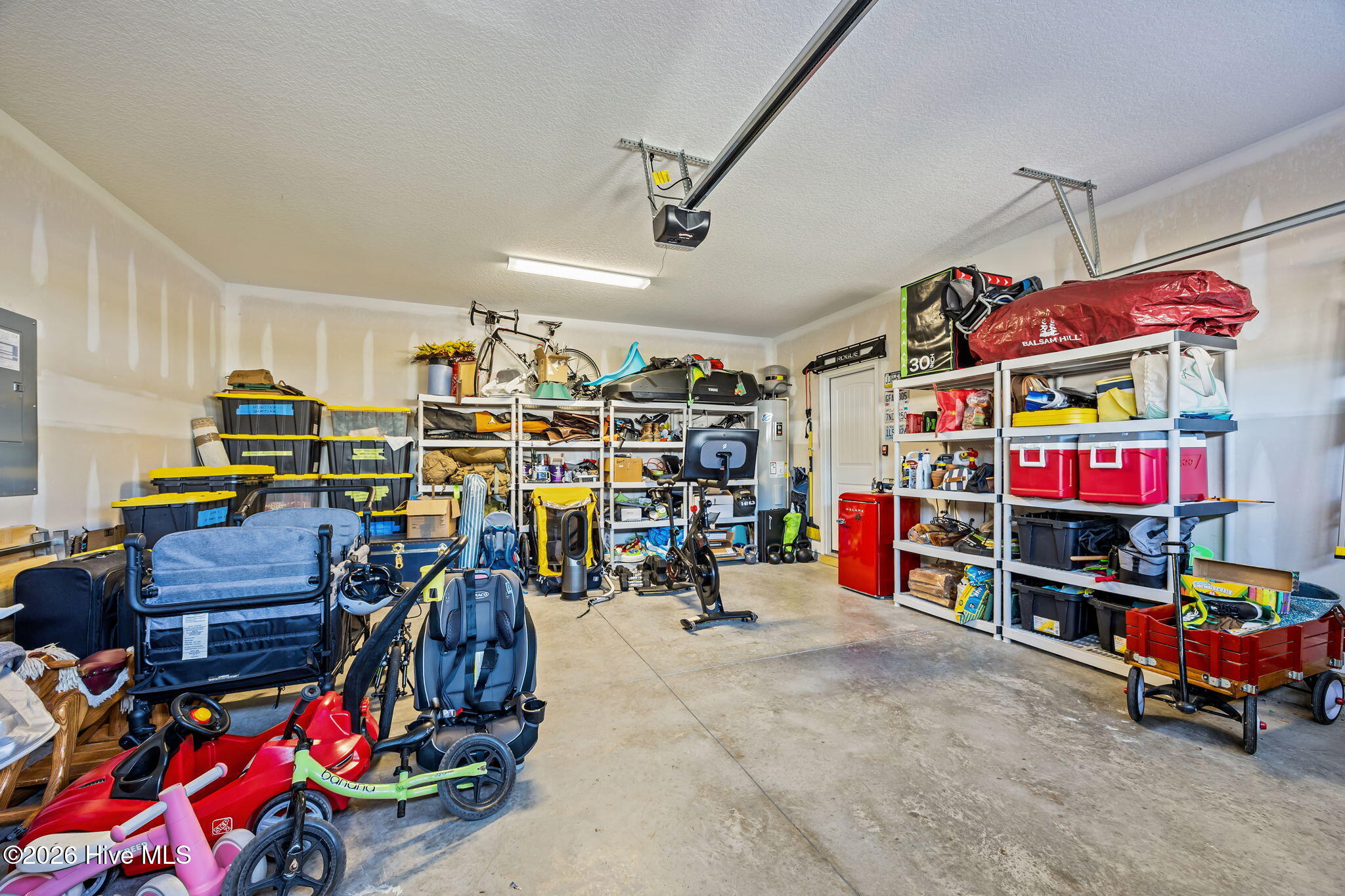 100566991 | Photo 38