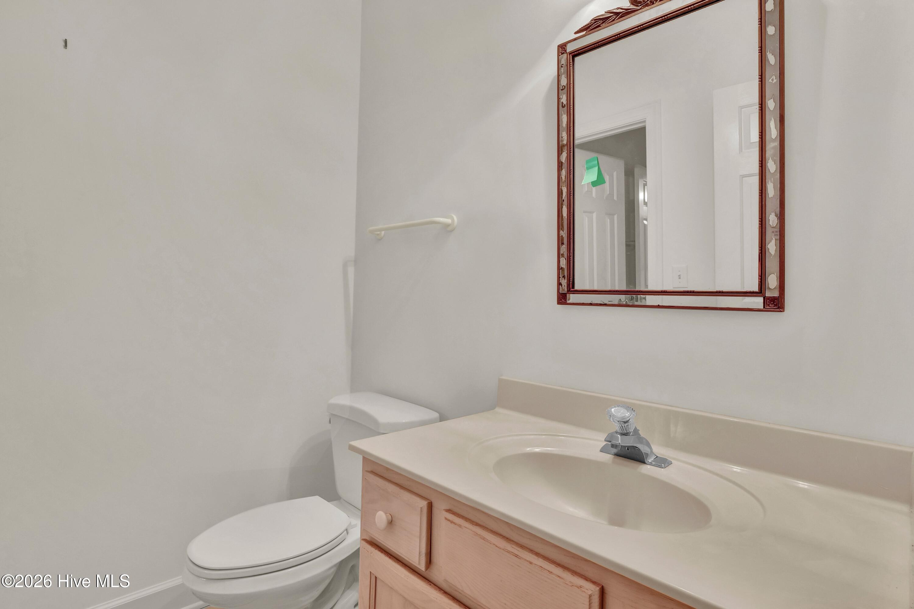 100564382 | Photo 13