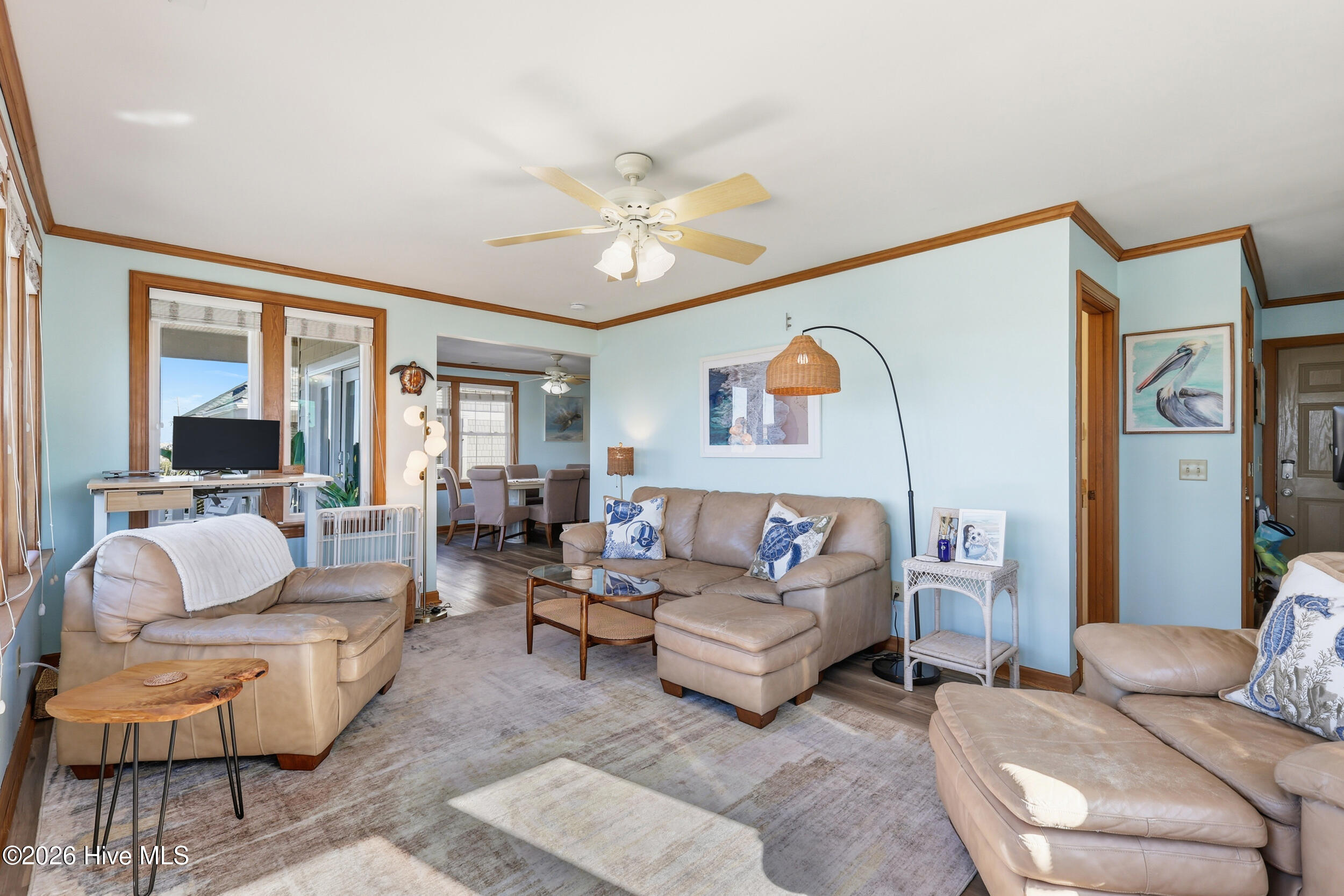 100565486 | Photo 11