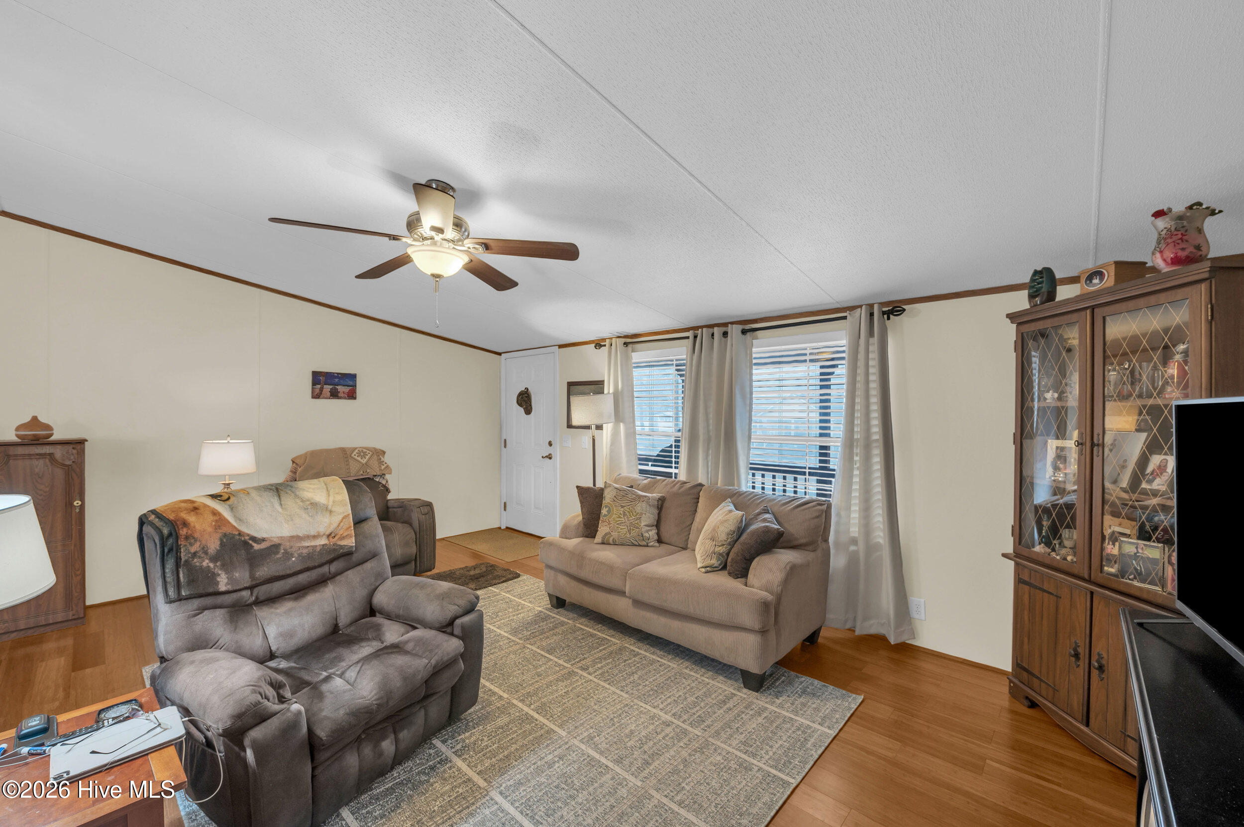 100550666 | Photo 12