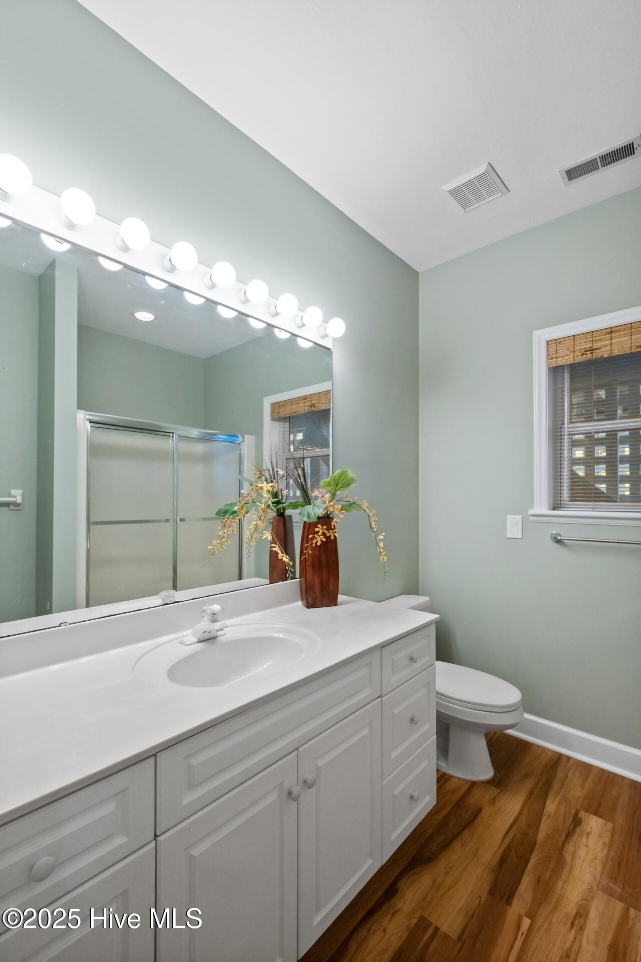 100539936 | Photo 29