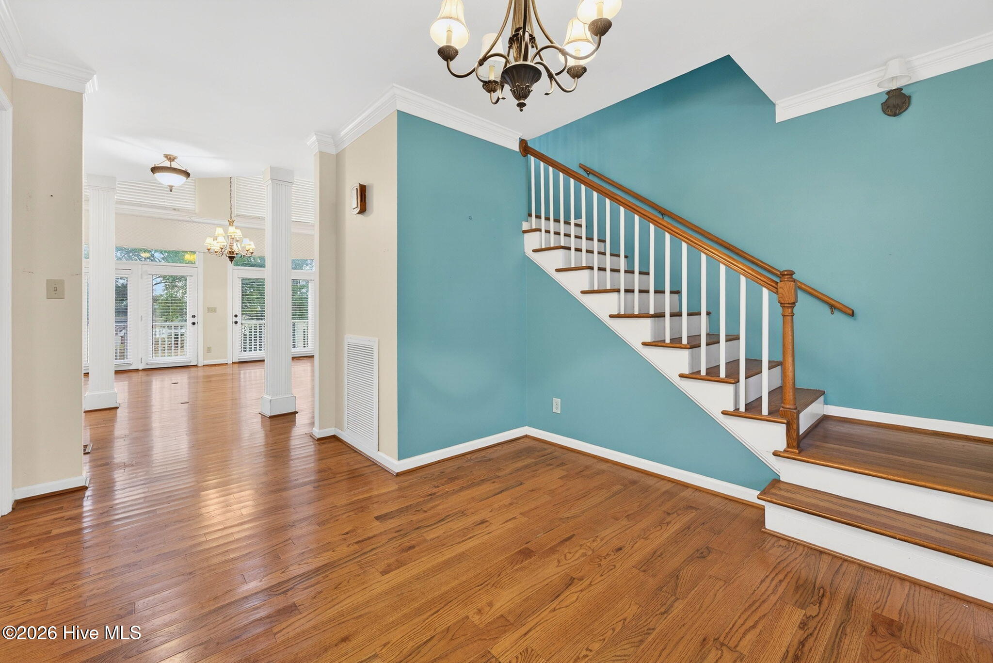 100559541 | Photo 27