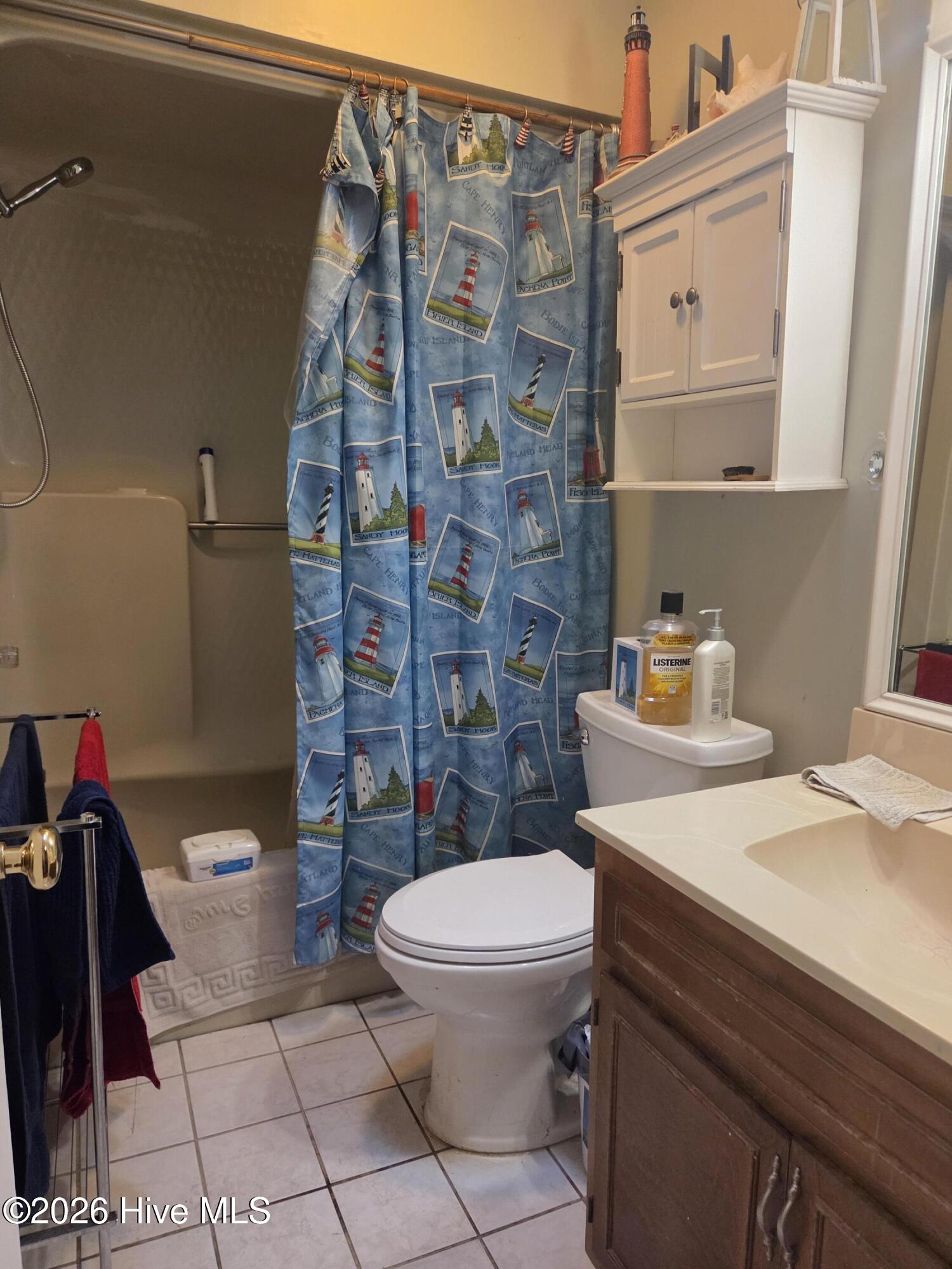 100550366 | Photo 32