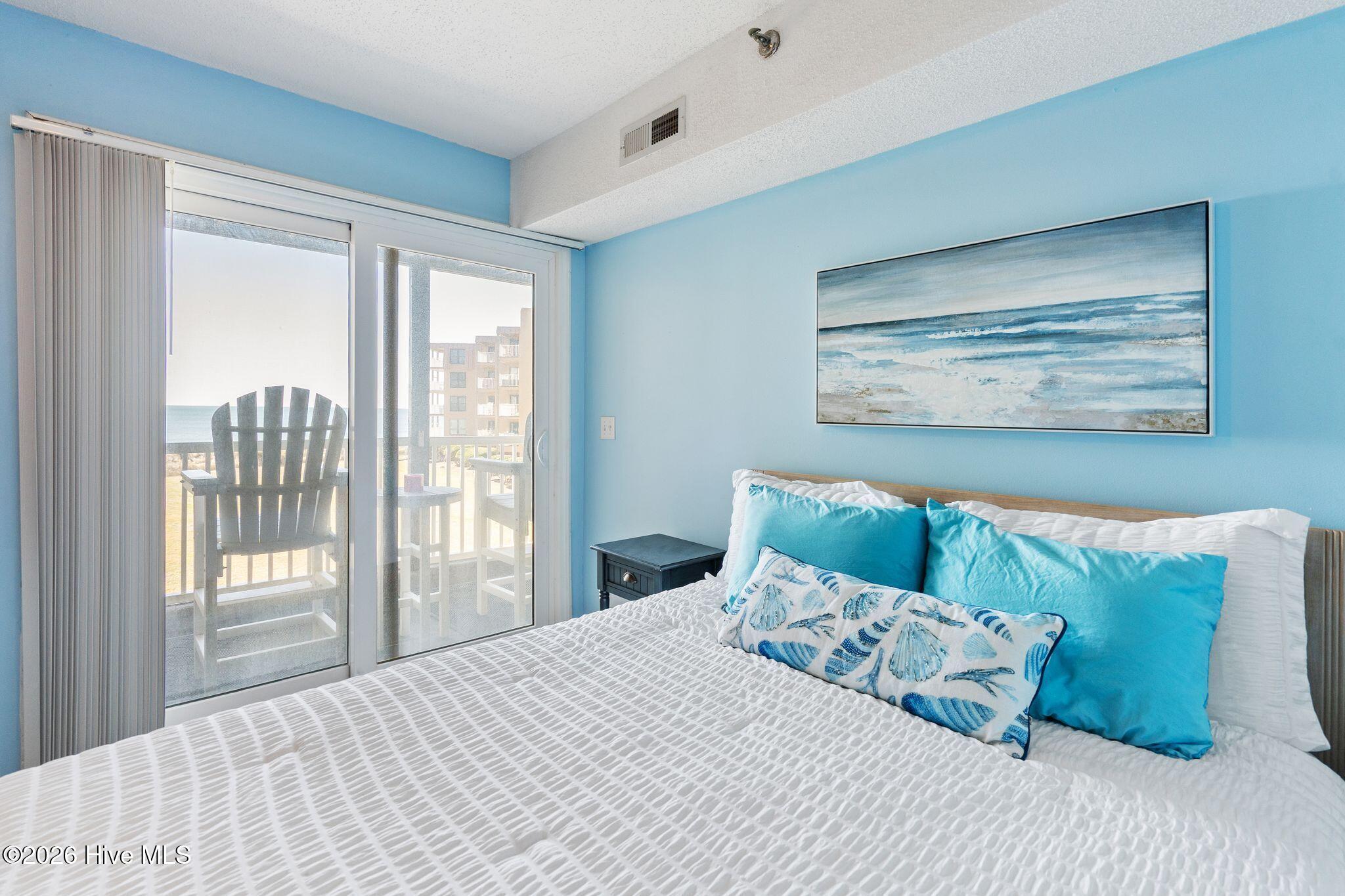 100559417 | Photo 25