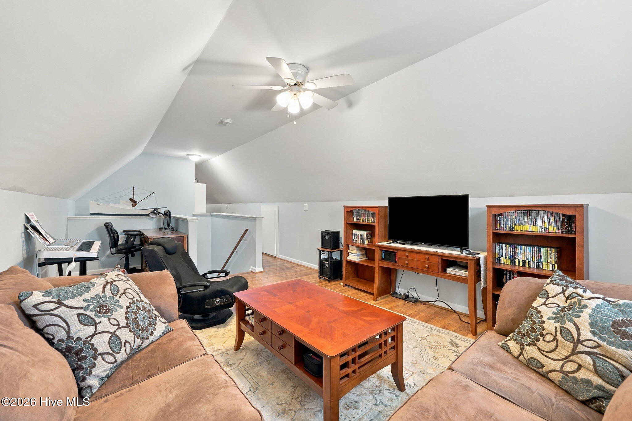 310 Bobbys Drive,Newport