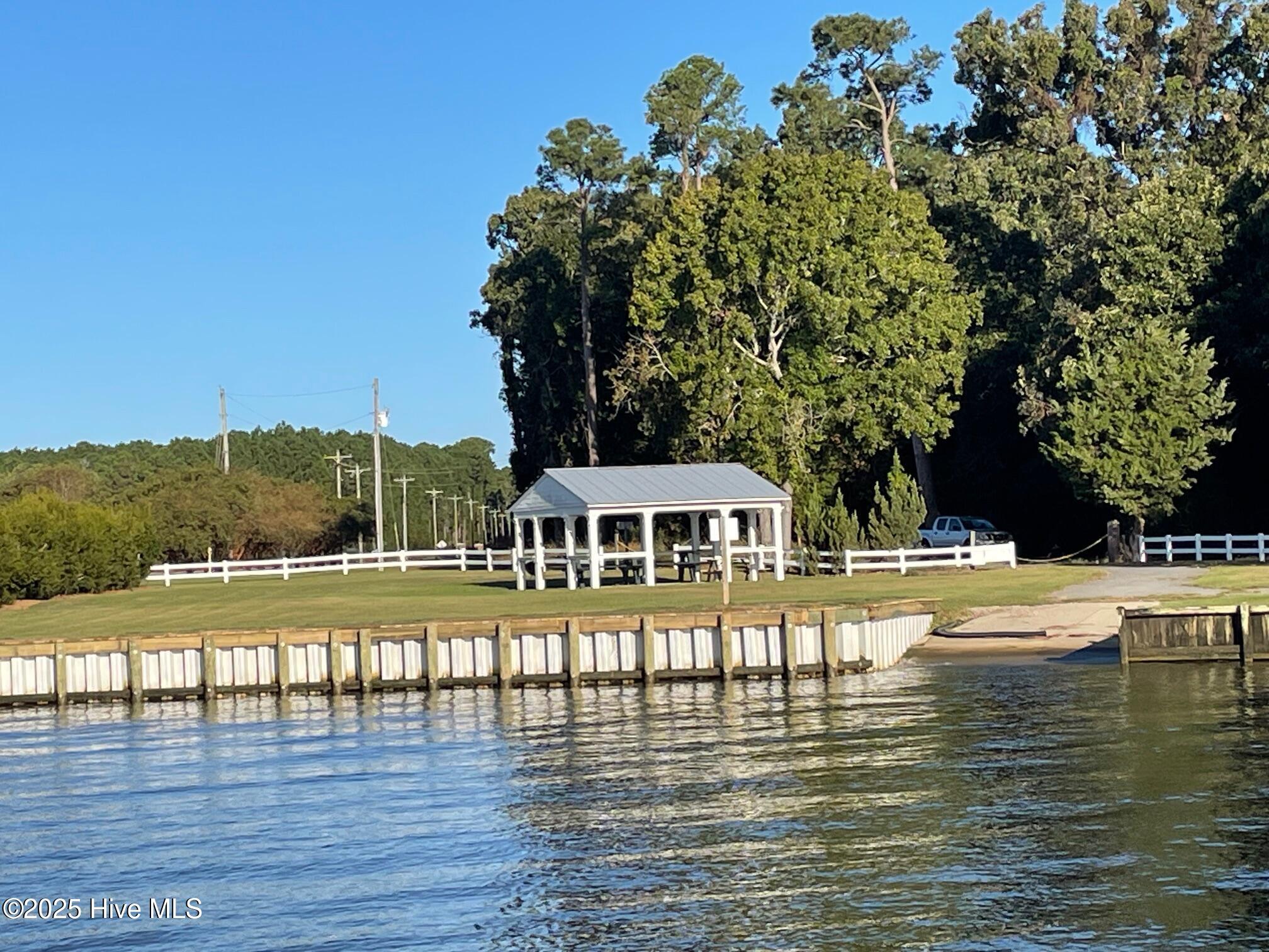 community picnic area and ramp