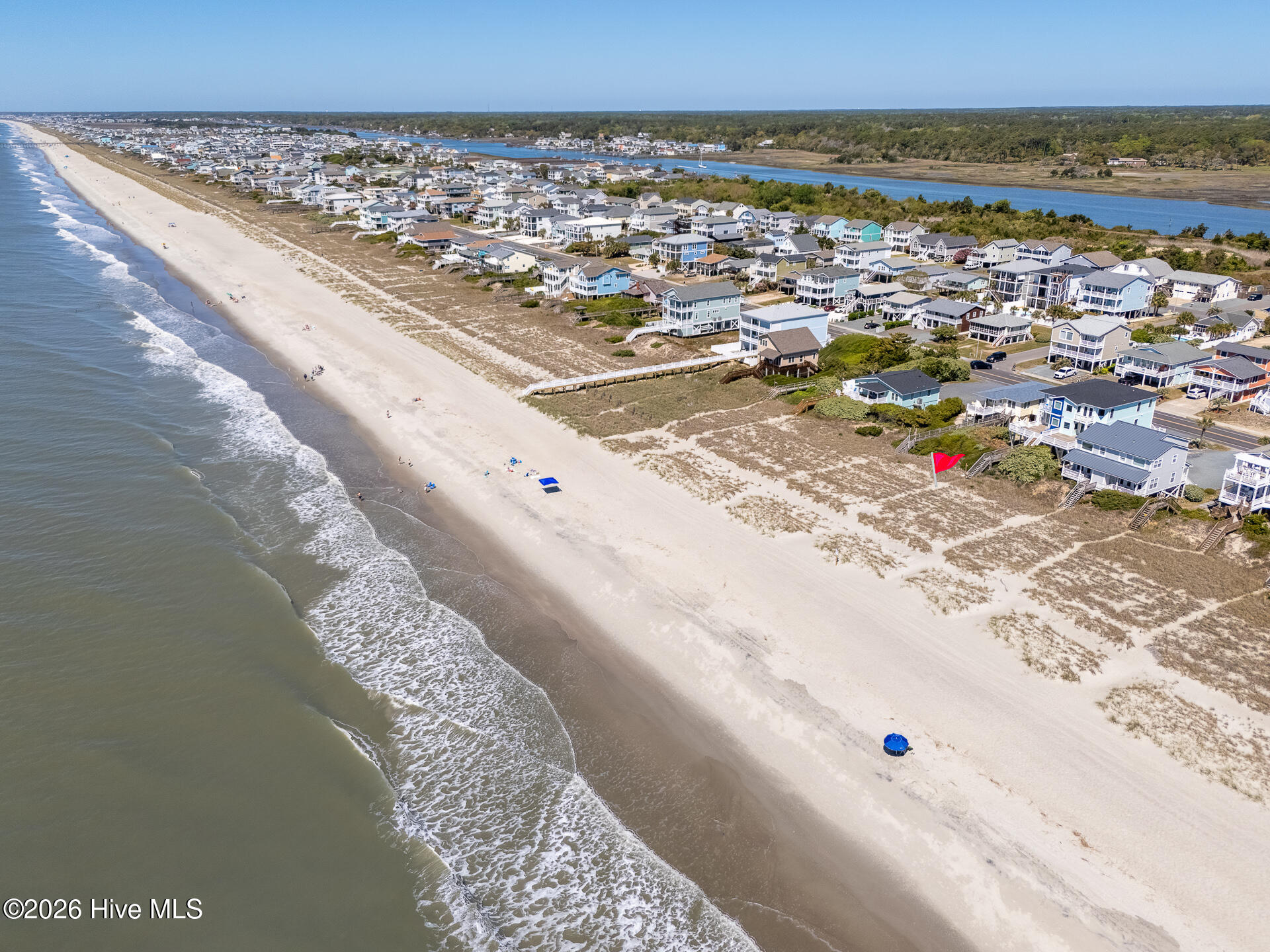 100568096 | Photo 12