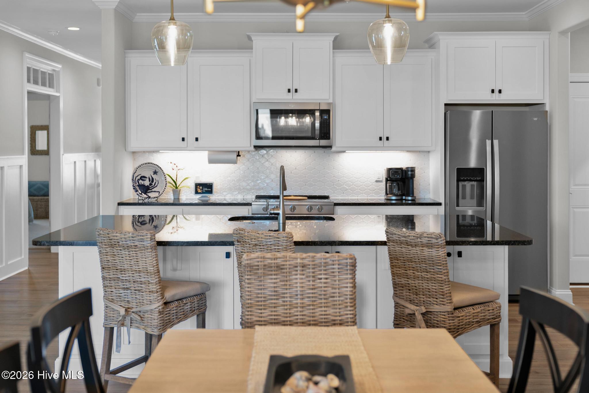 100567650 | Photo 16