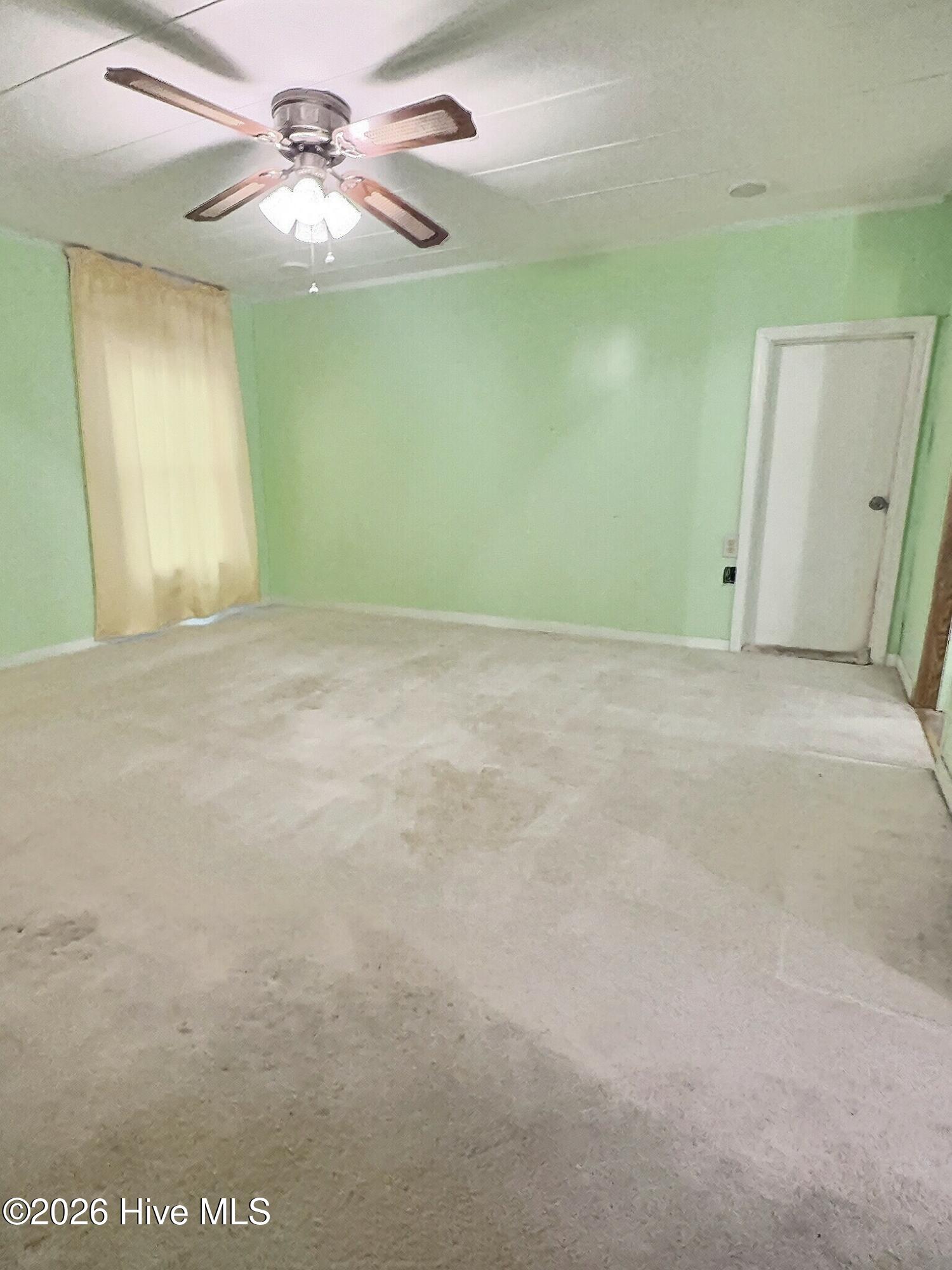 100522719 | Photo 16