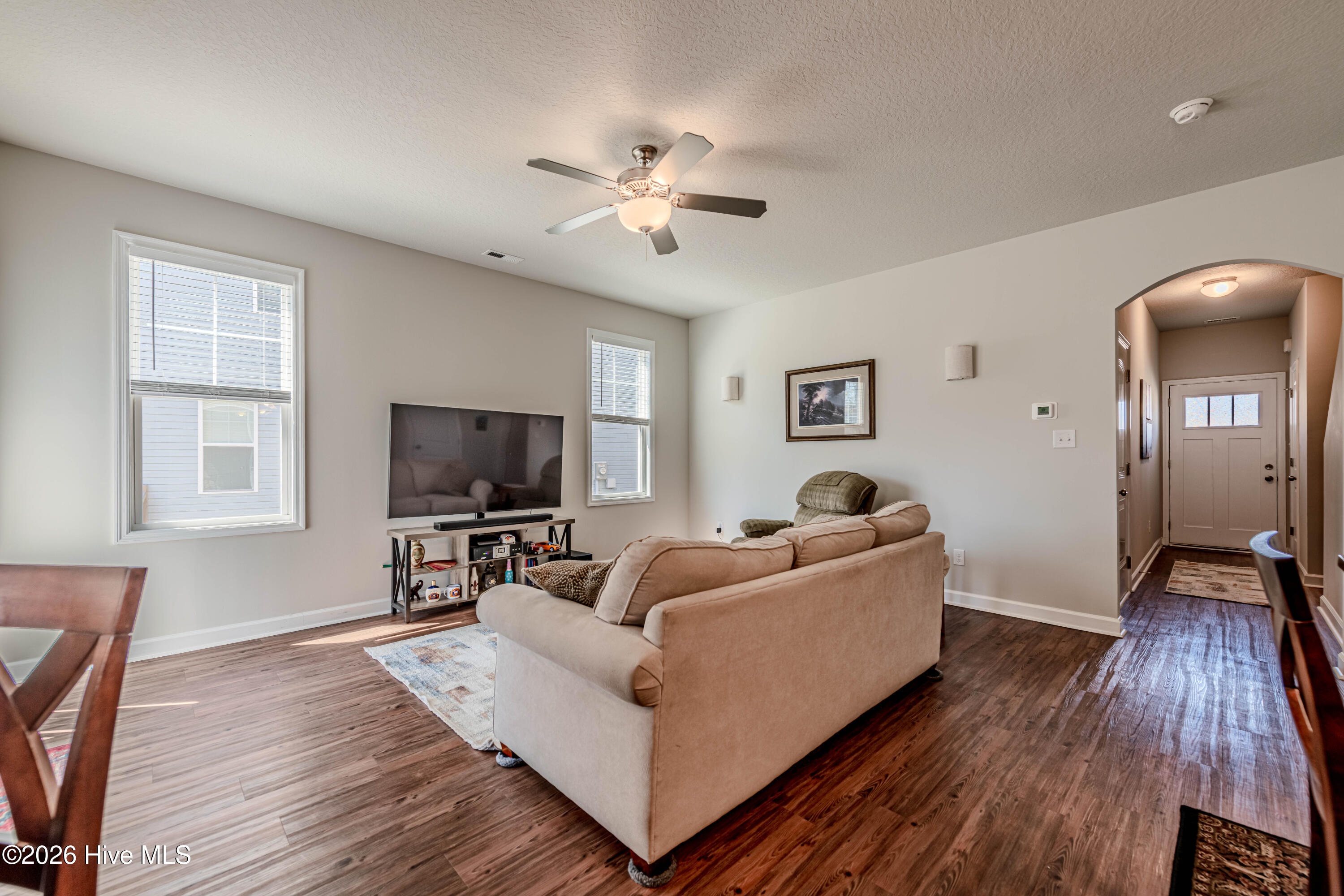 100565496 | Photo 13