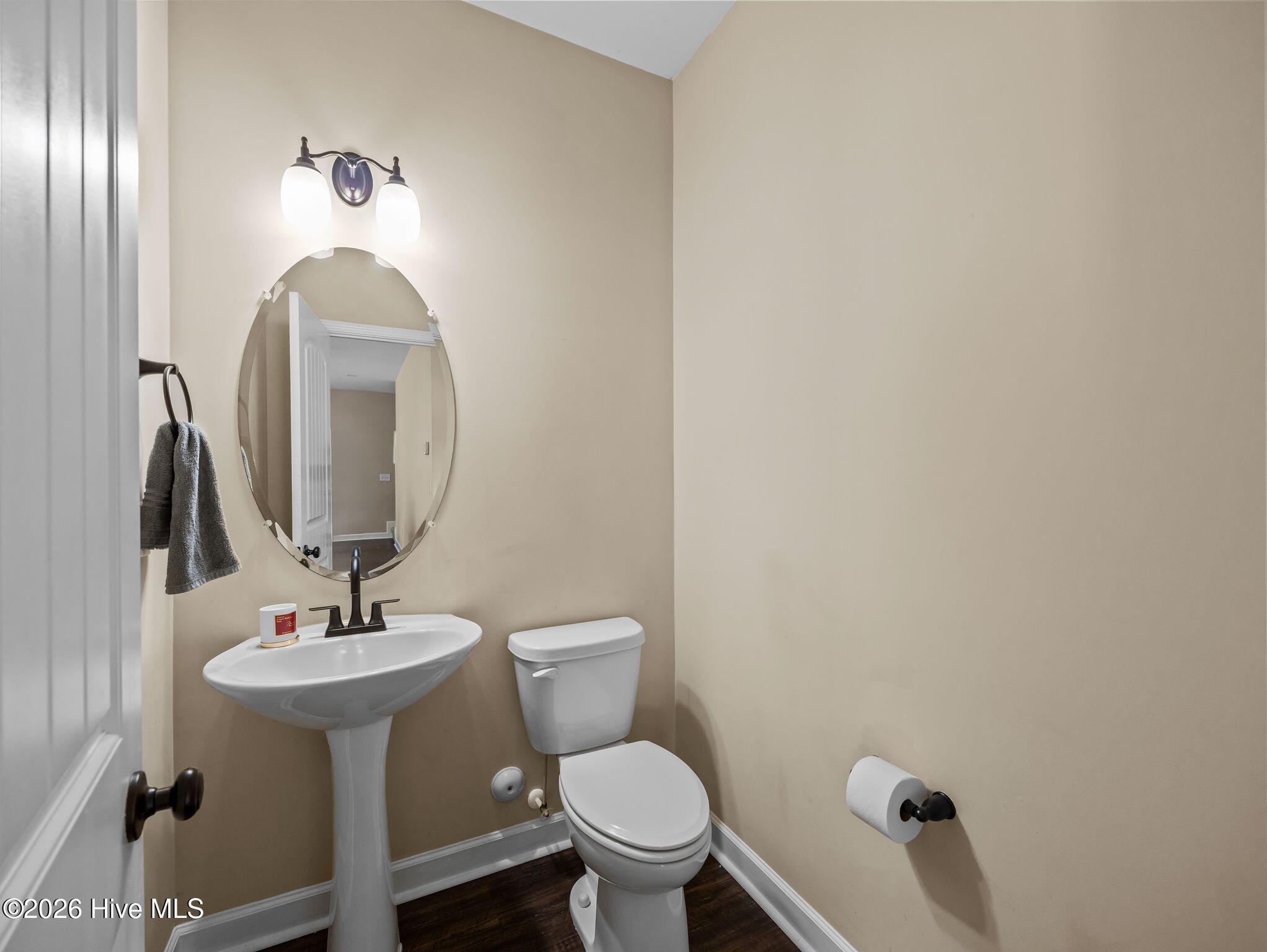 100562317 | Photo 20