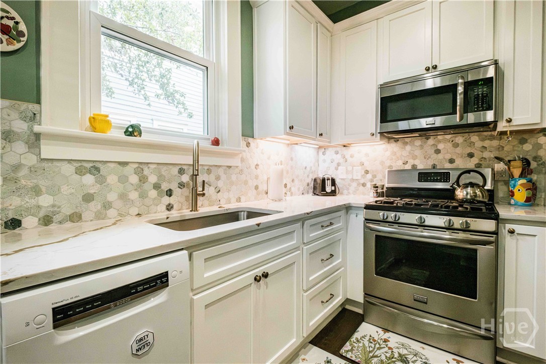 309 E 34th Street, Savannah, GA 31401 Listing Photo  9