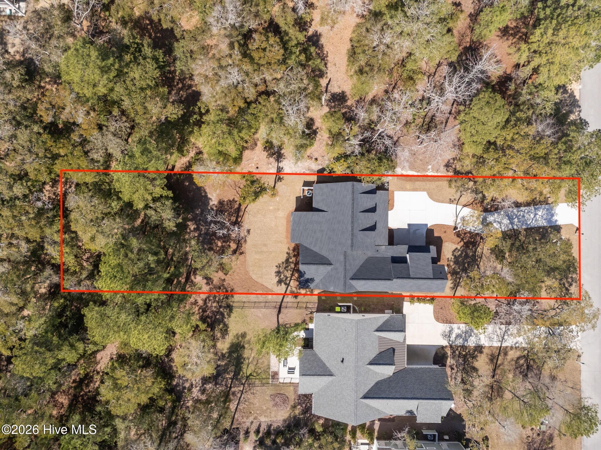 100559098 | Photo 46