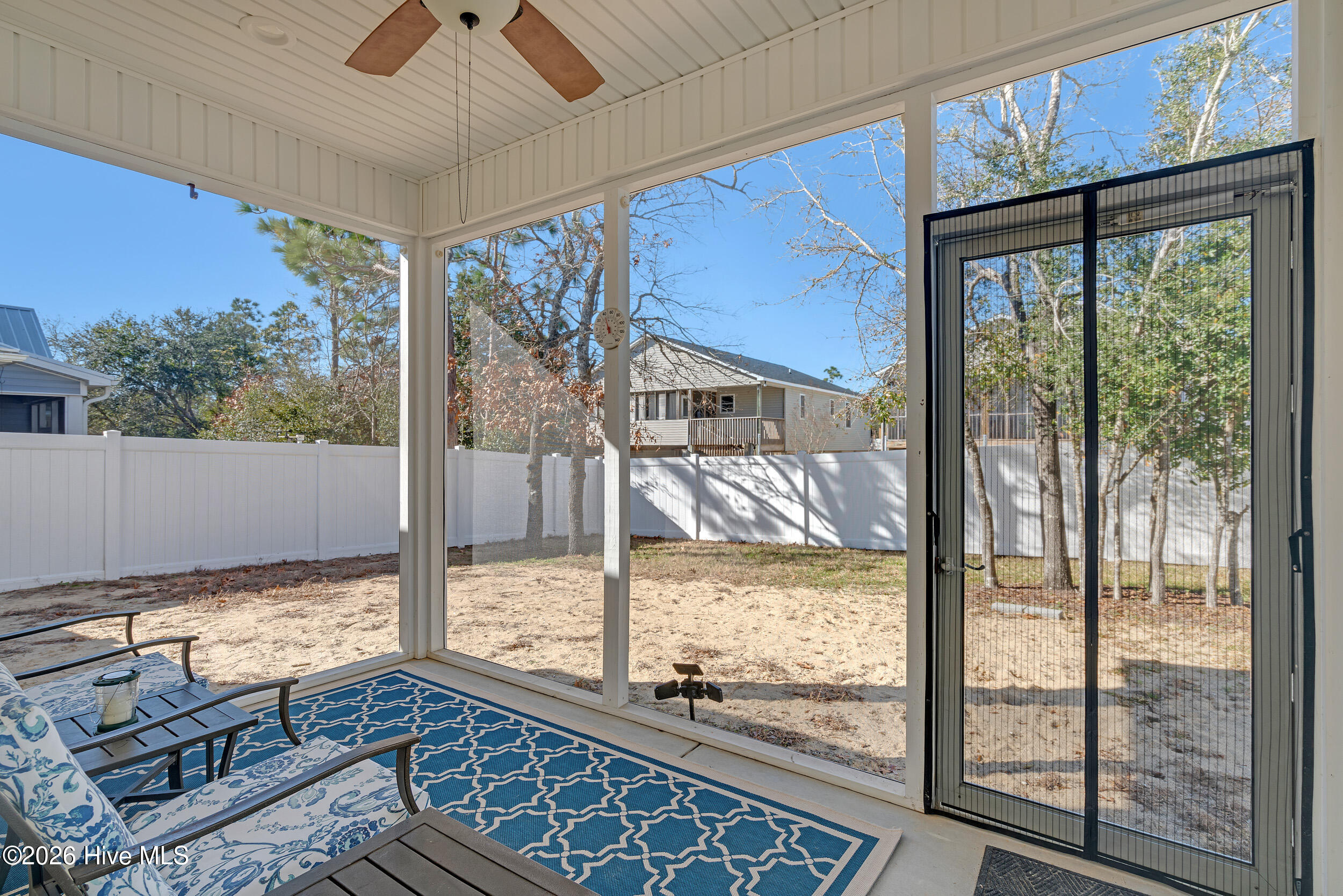 100549984 | Photo 29