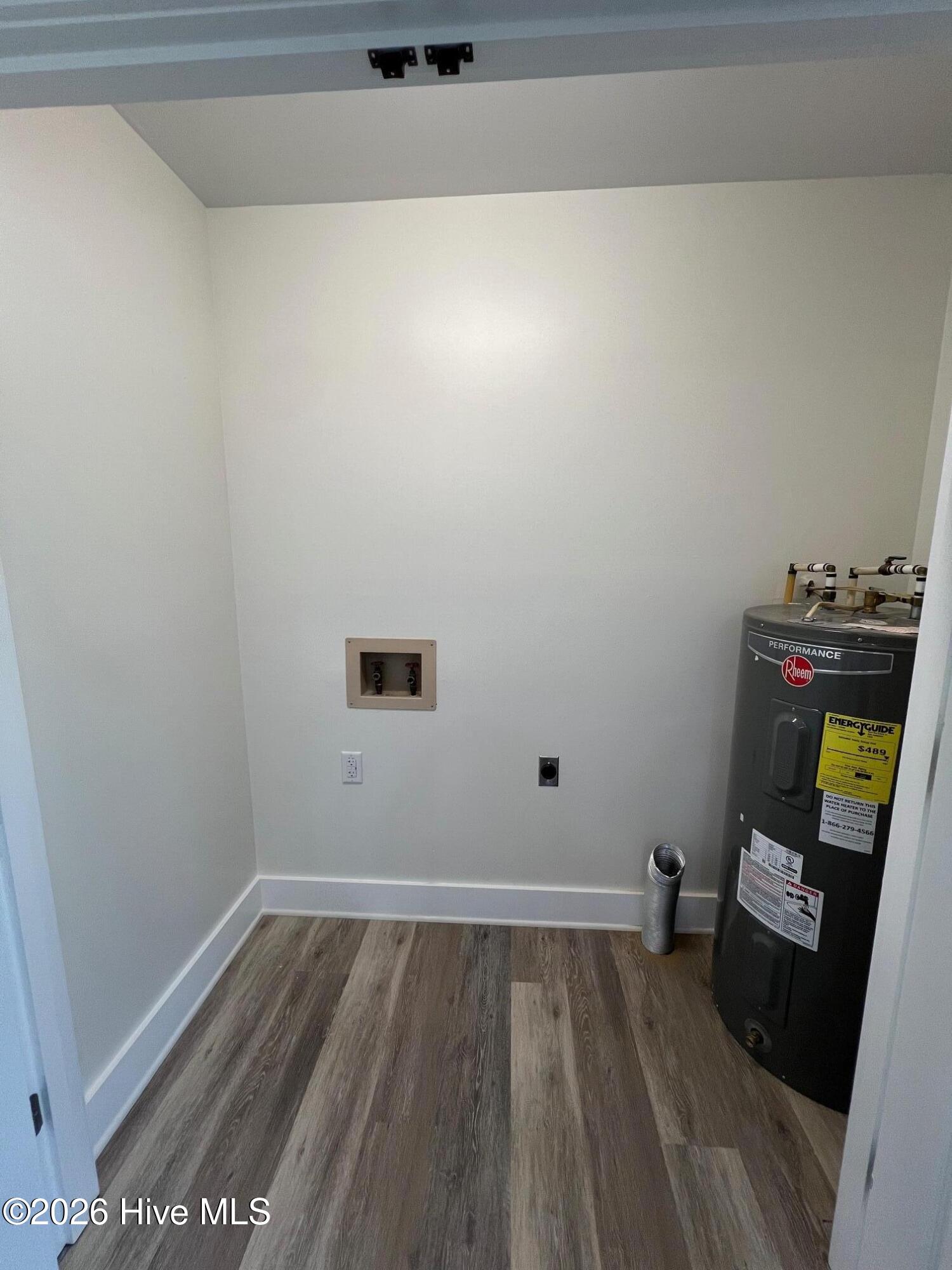 100559659 | Photo 16