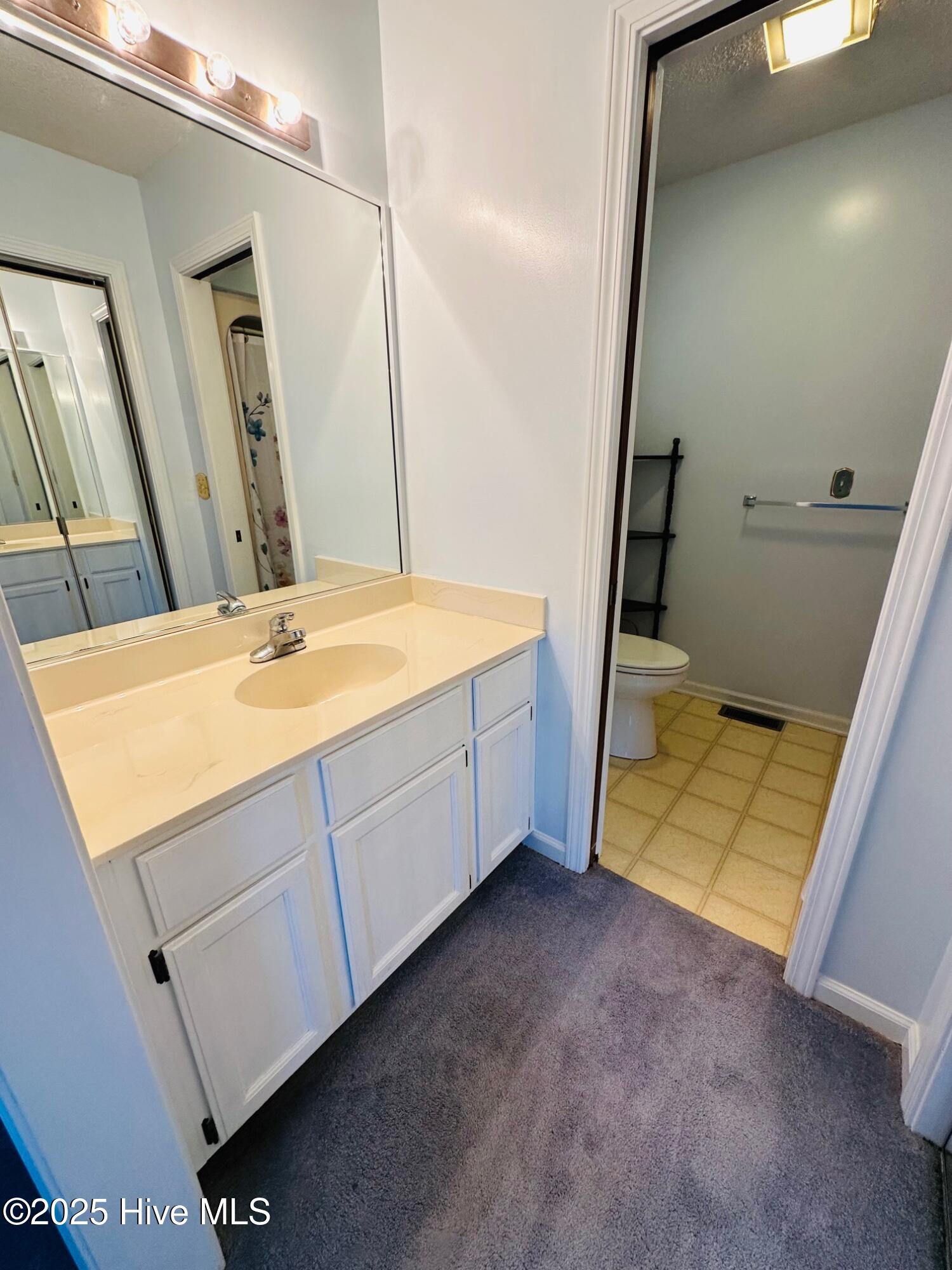 100542135 | Photo 22