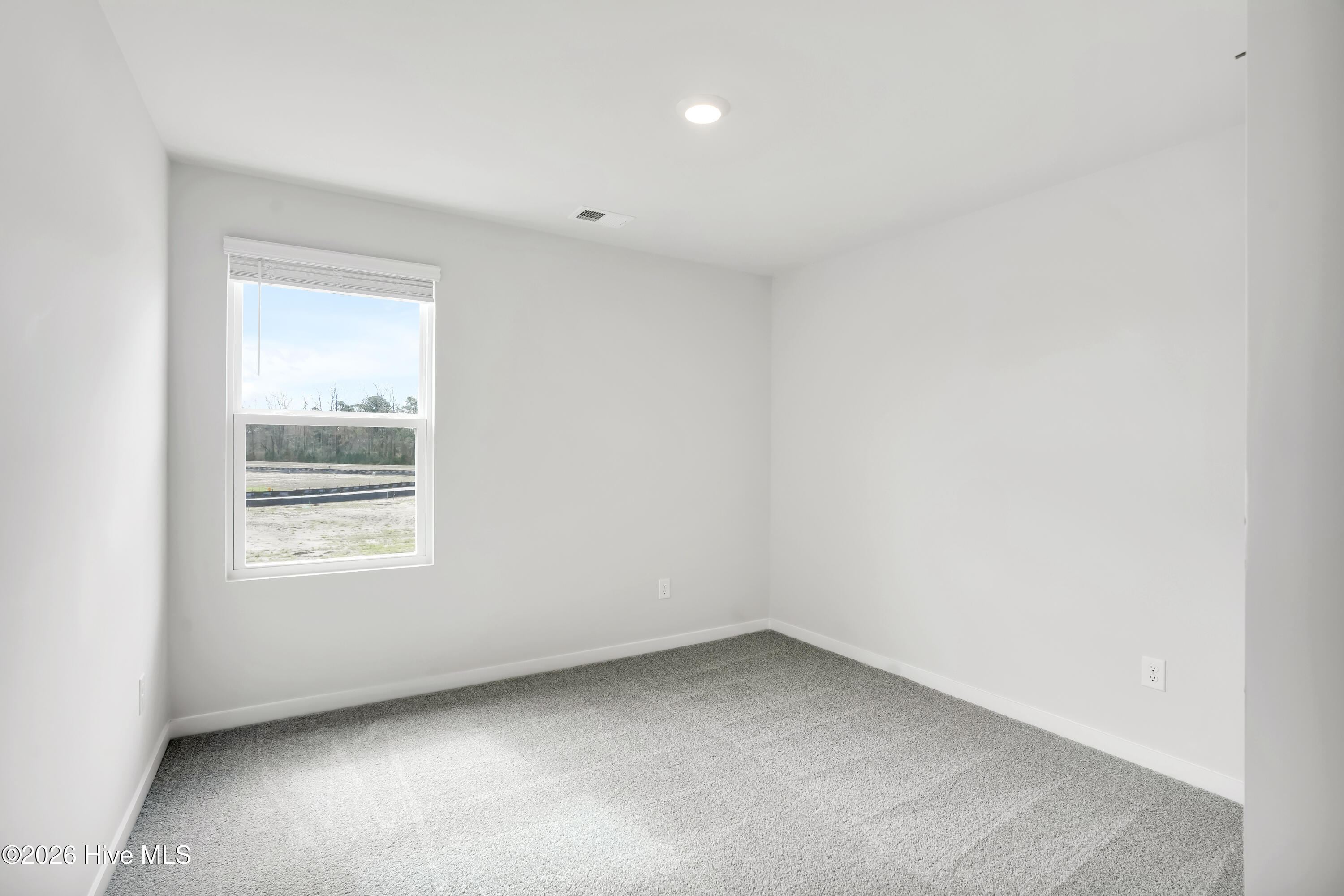 100533680 | Photo 21