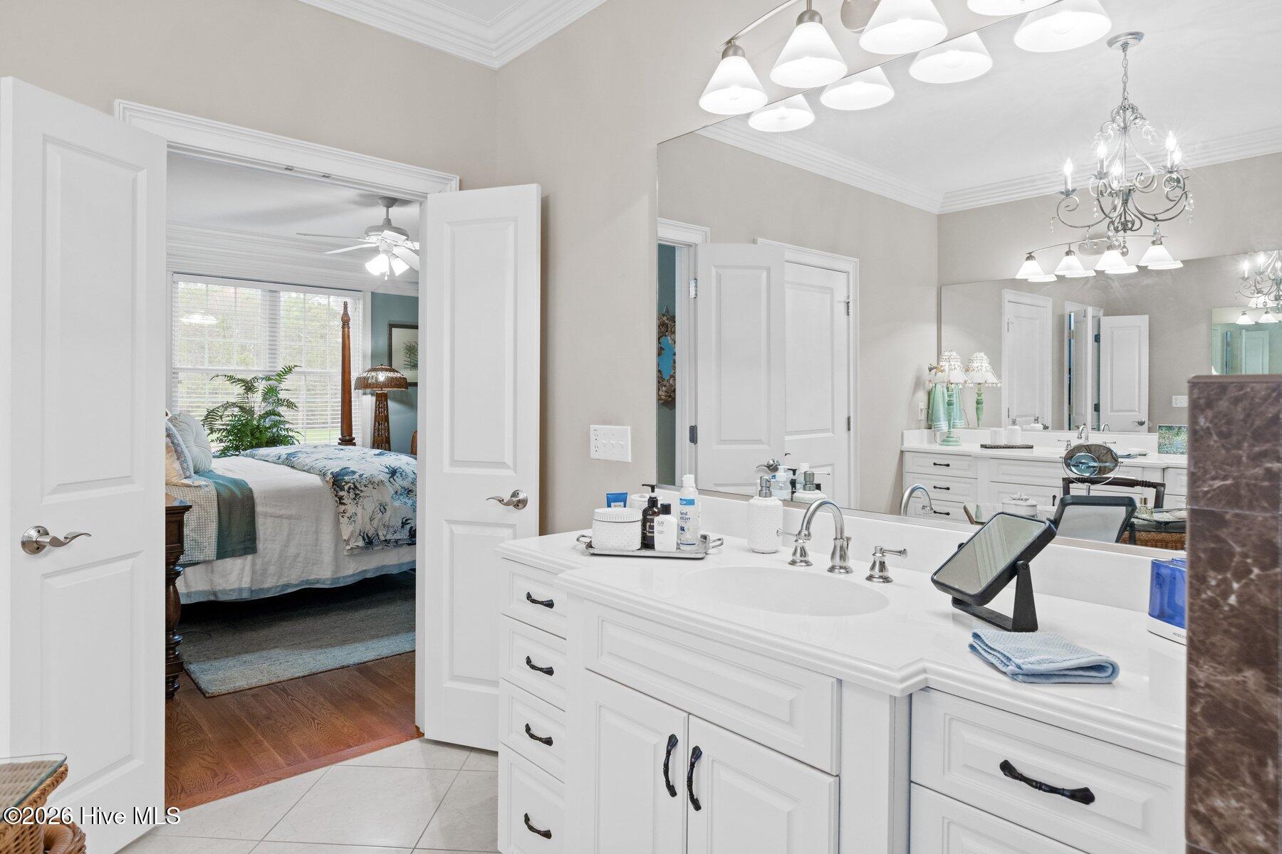 100559574 | Photo 32