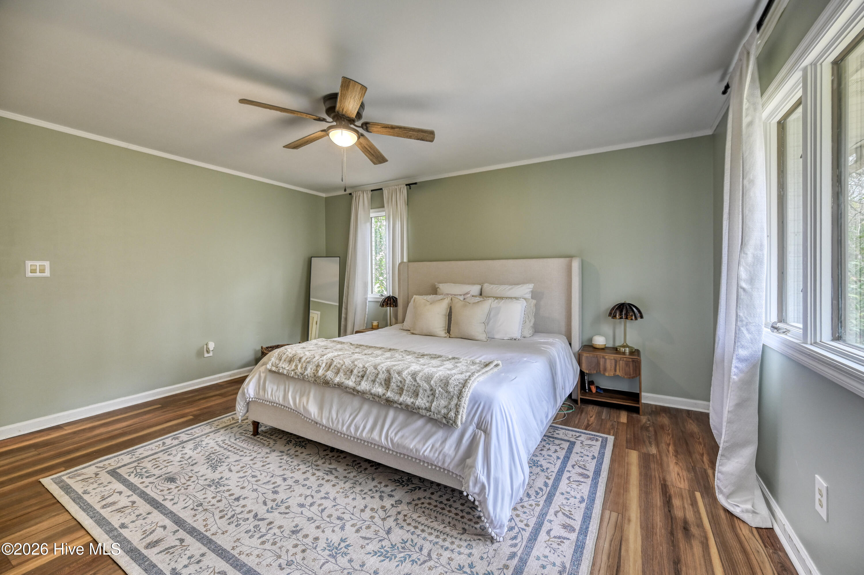 100562764 | Photo 22