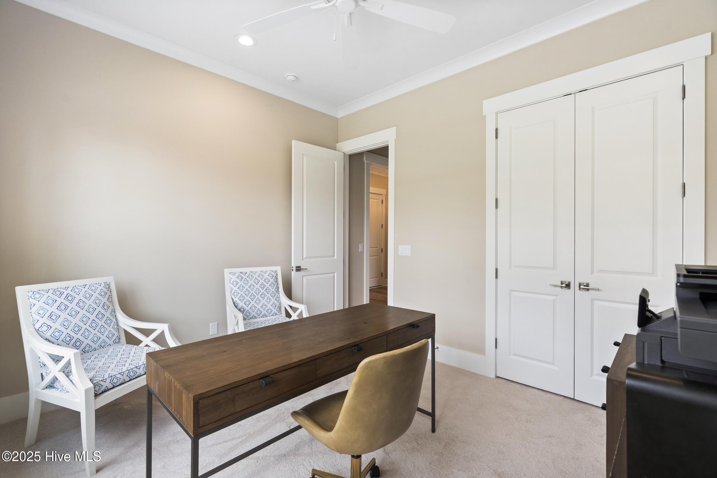 100537970 | Photo 33