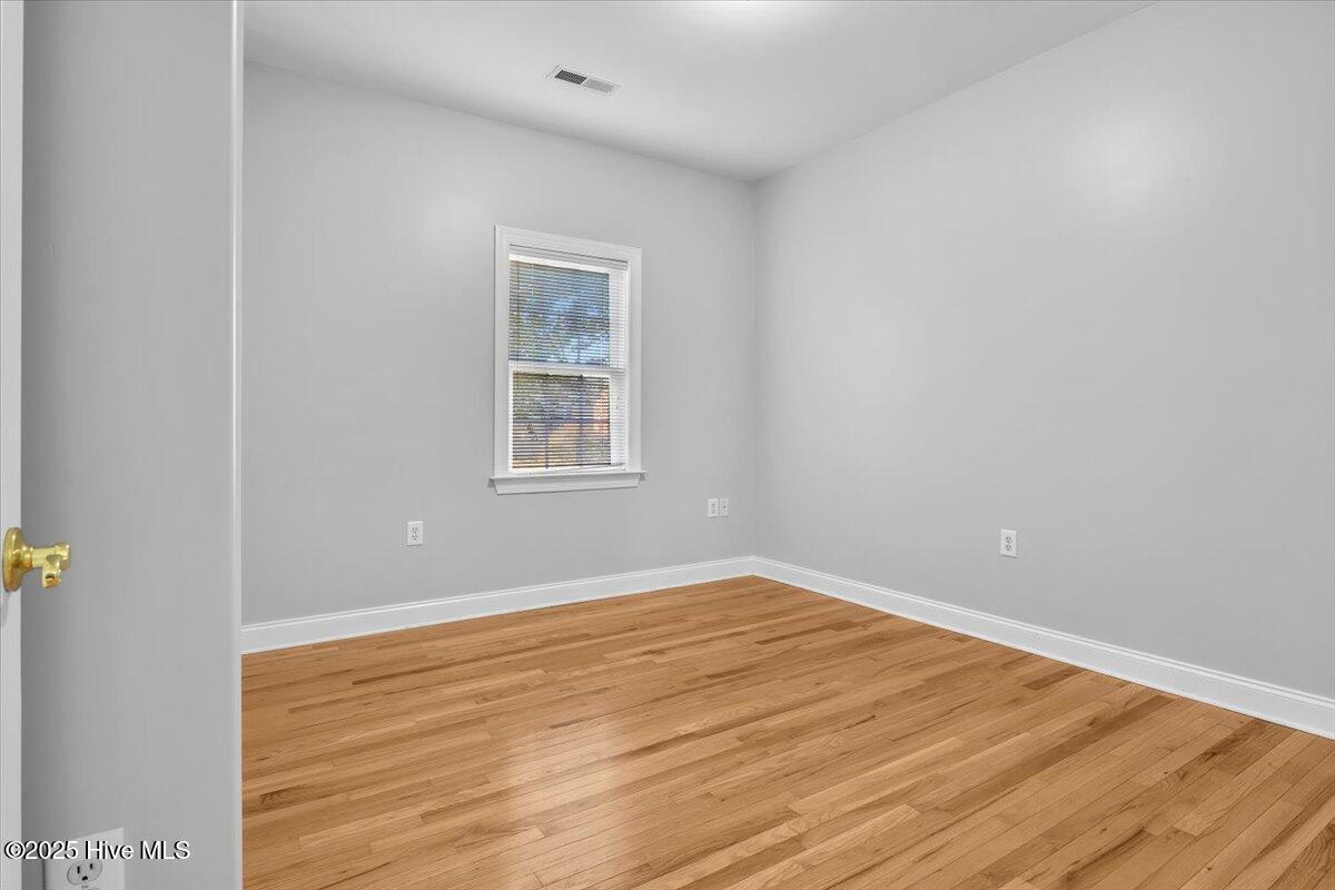 100534283 | Photo 13