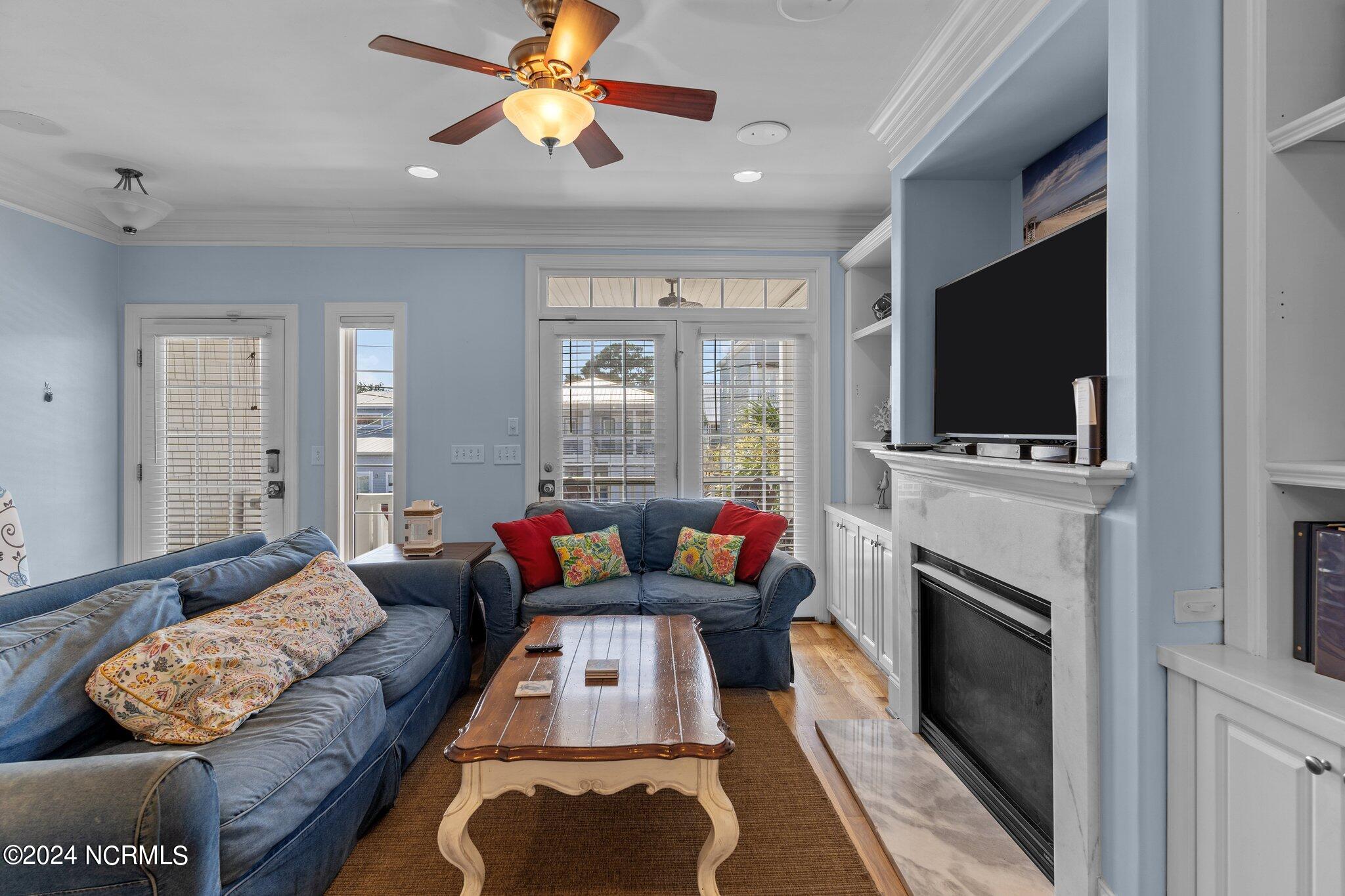 100546836 | Photo 22