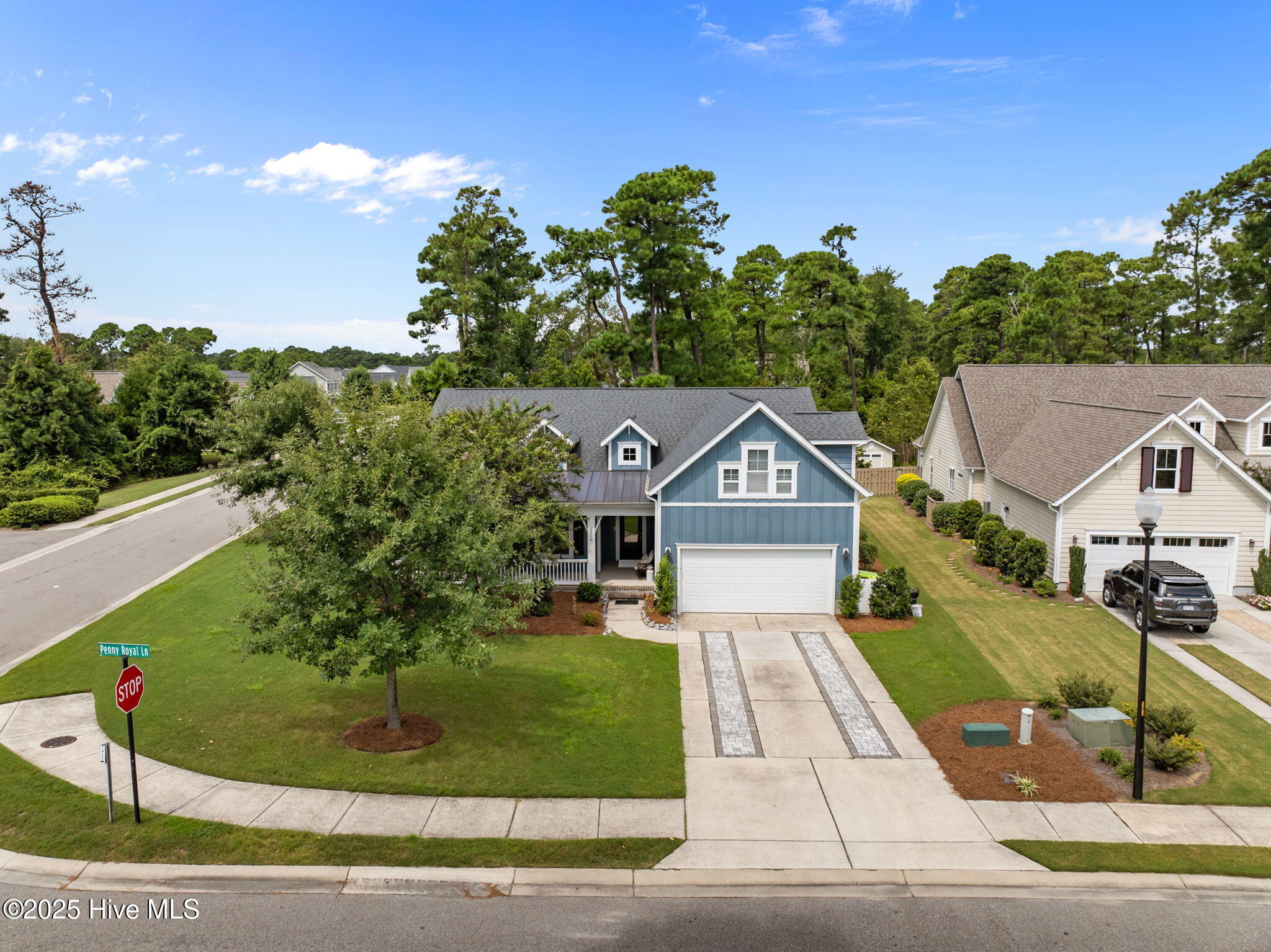 100525866 | Photo 51