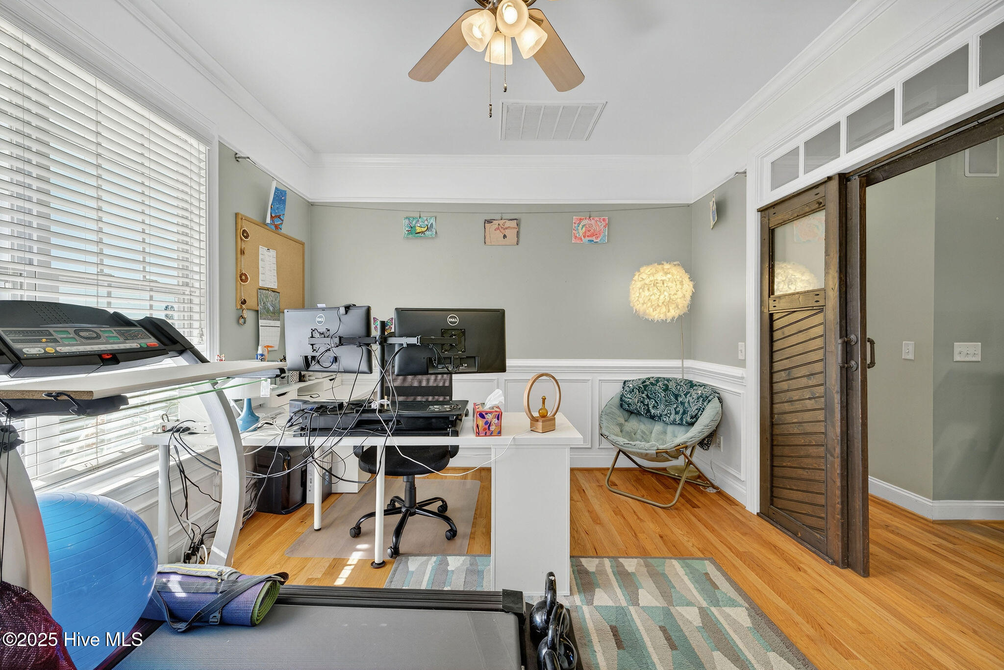 100540017 | Photo 32