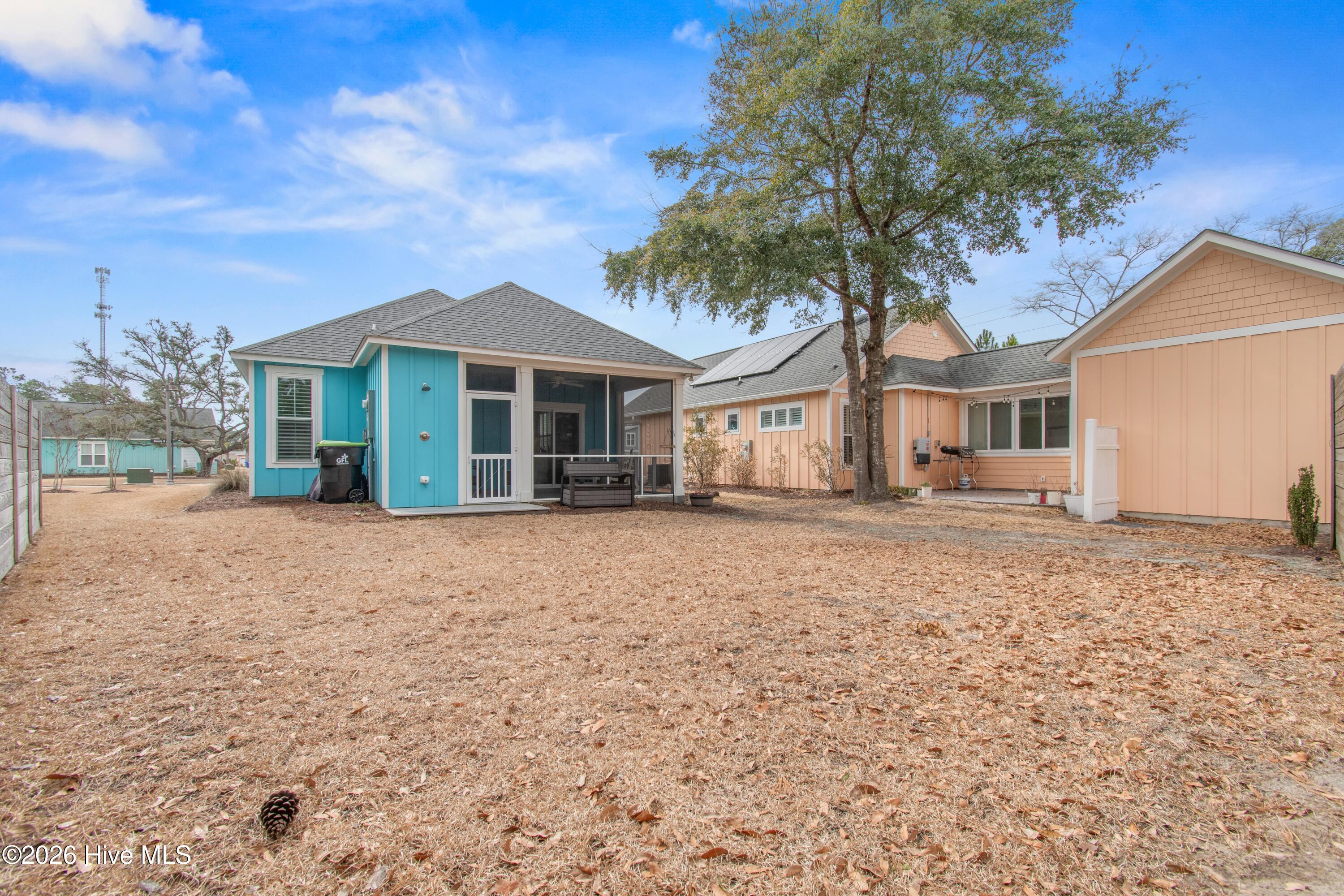 100556000 | Photo 26