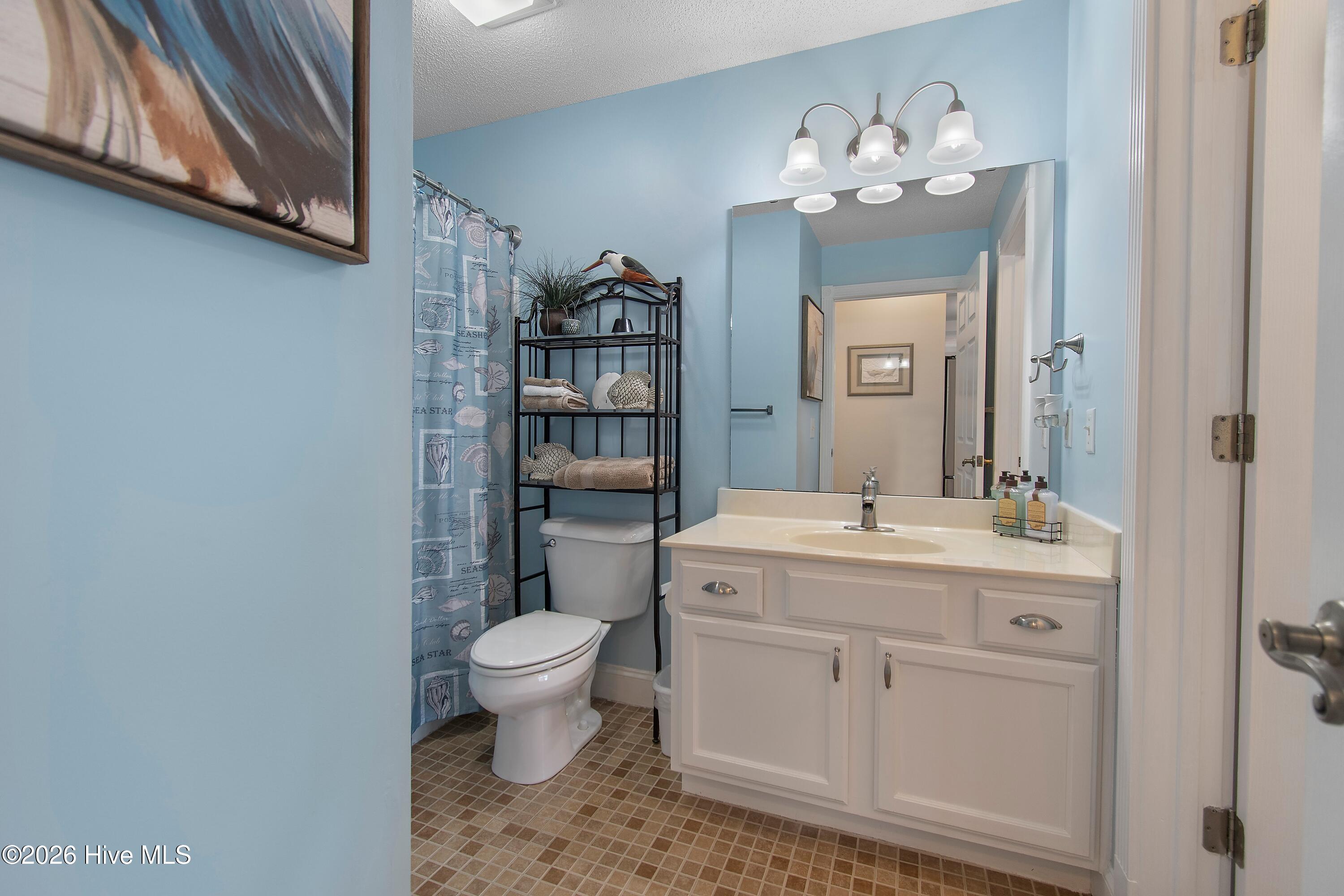 100556765 | Photo 12