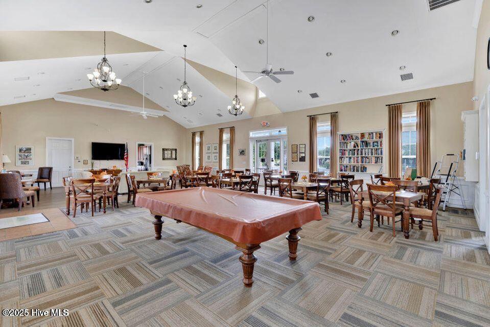 100540290 | Photo 41