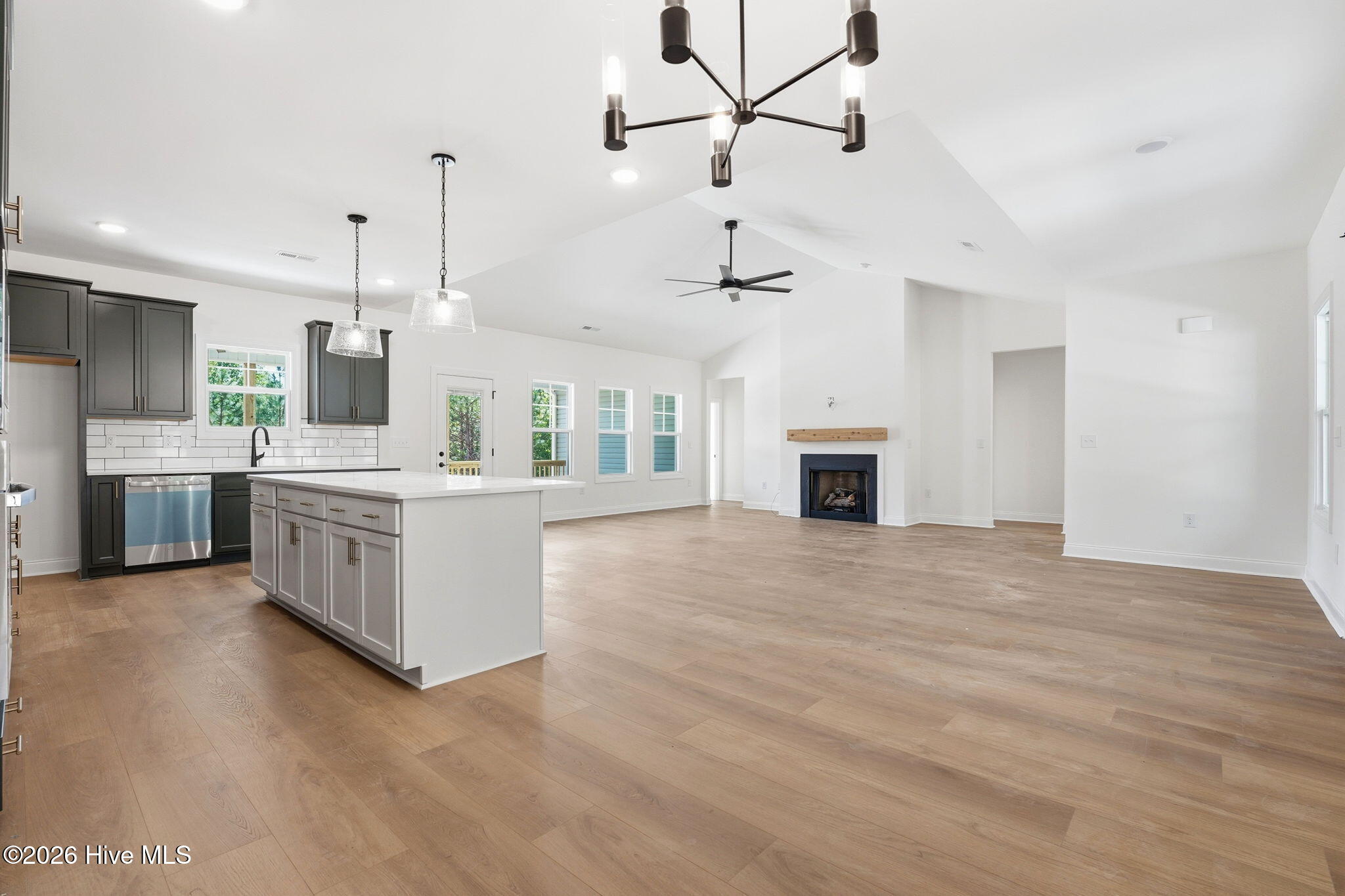 5012 Arcadia Way