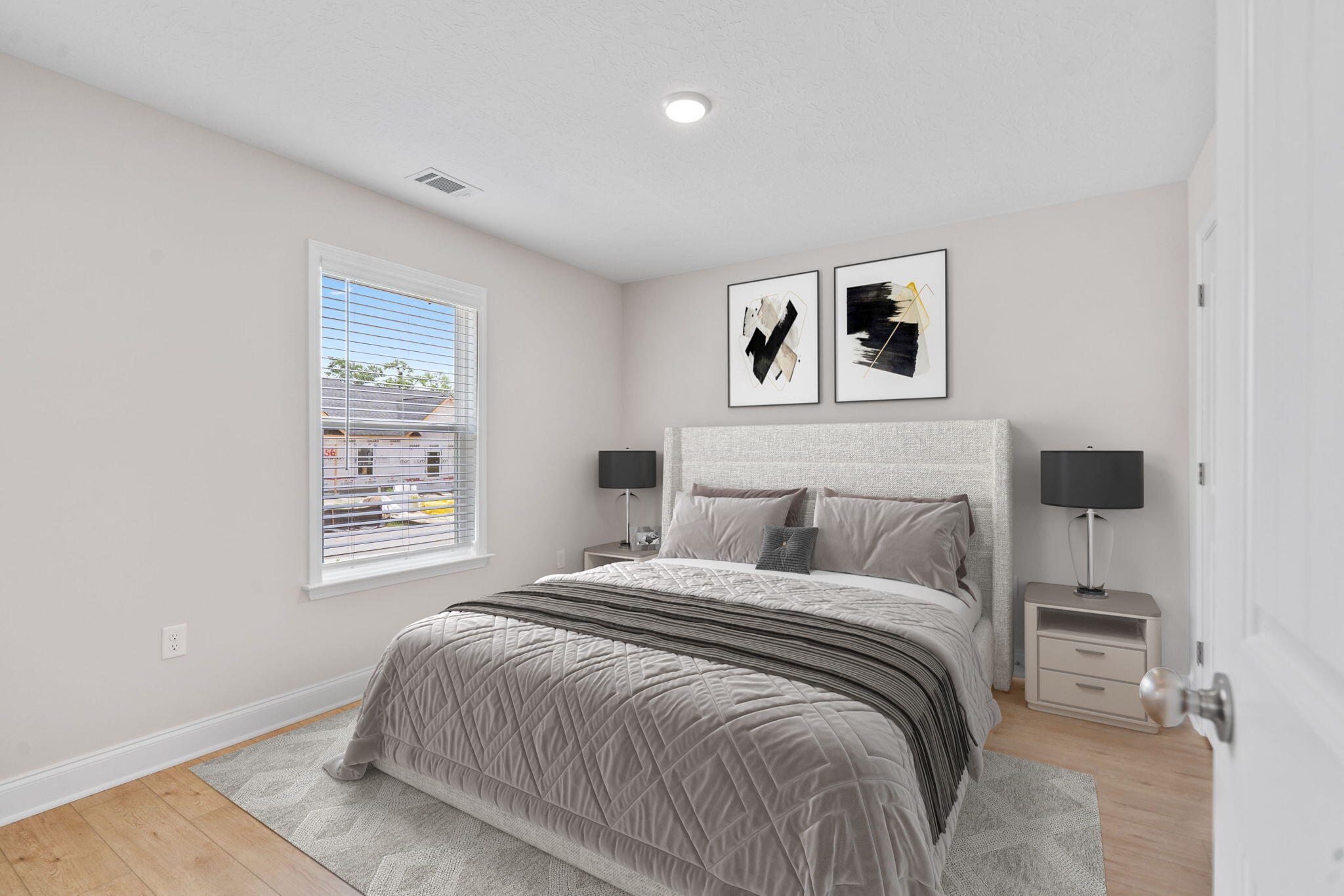 34-web-or-mls-Bedroom1 (3)