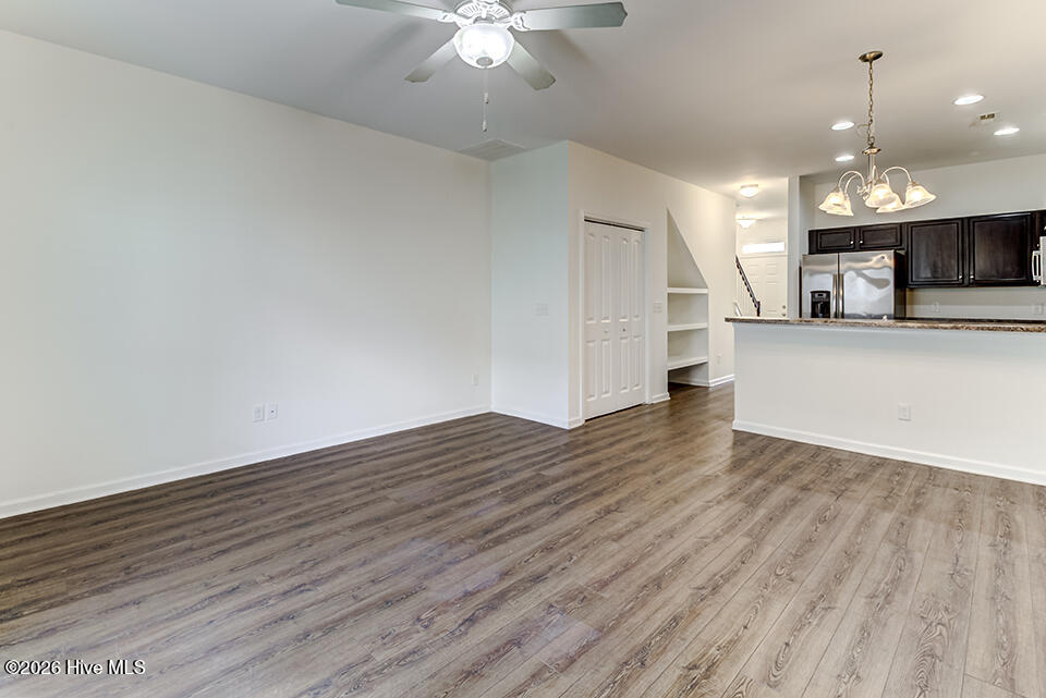 100559193 | Photo 13