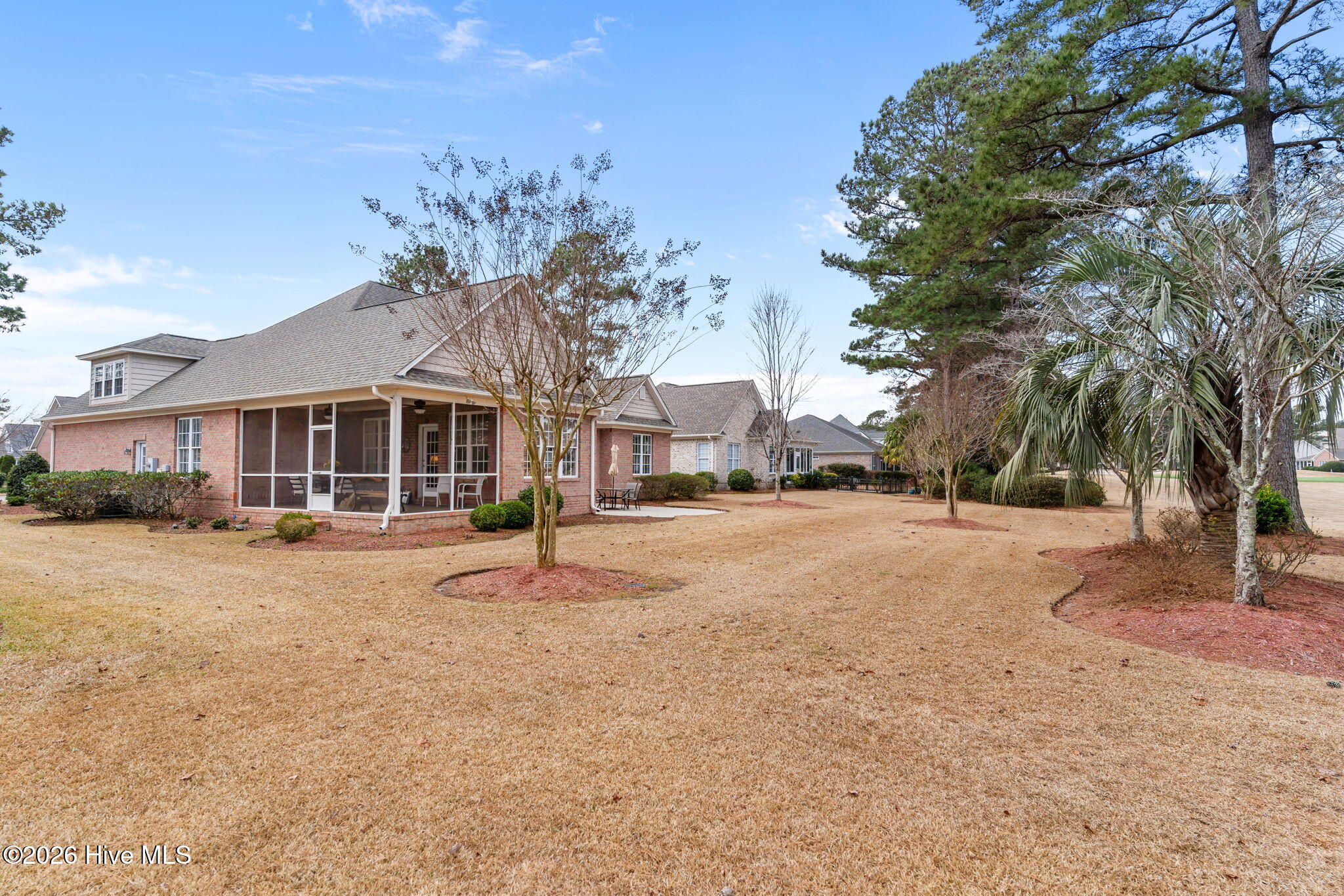 100548977 | Photo 36