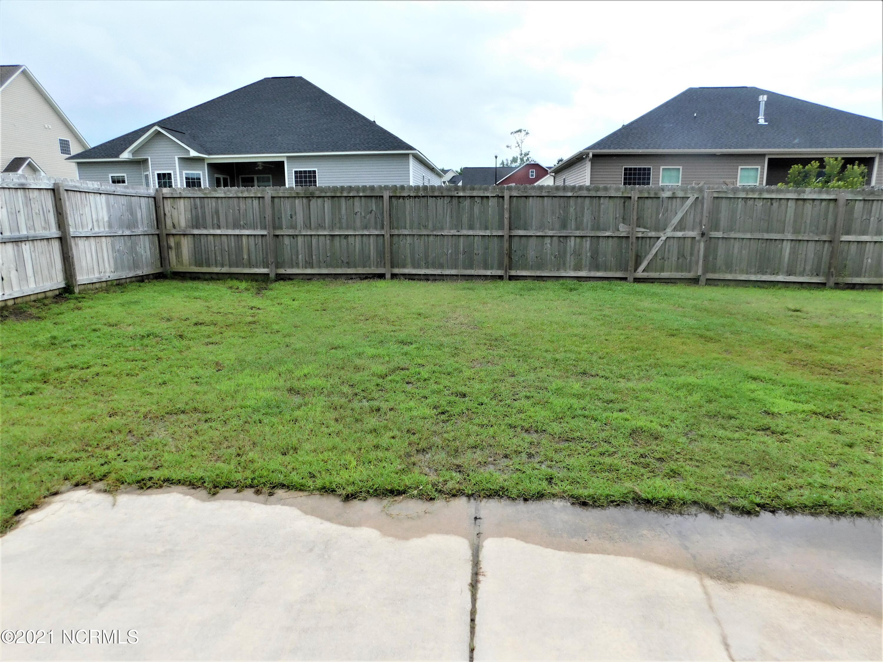 100553896 | Photo 17