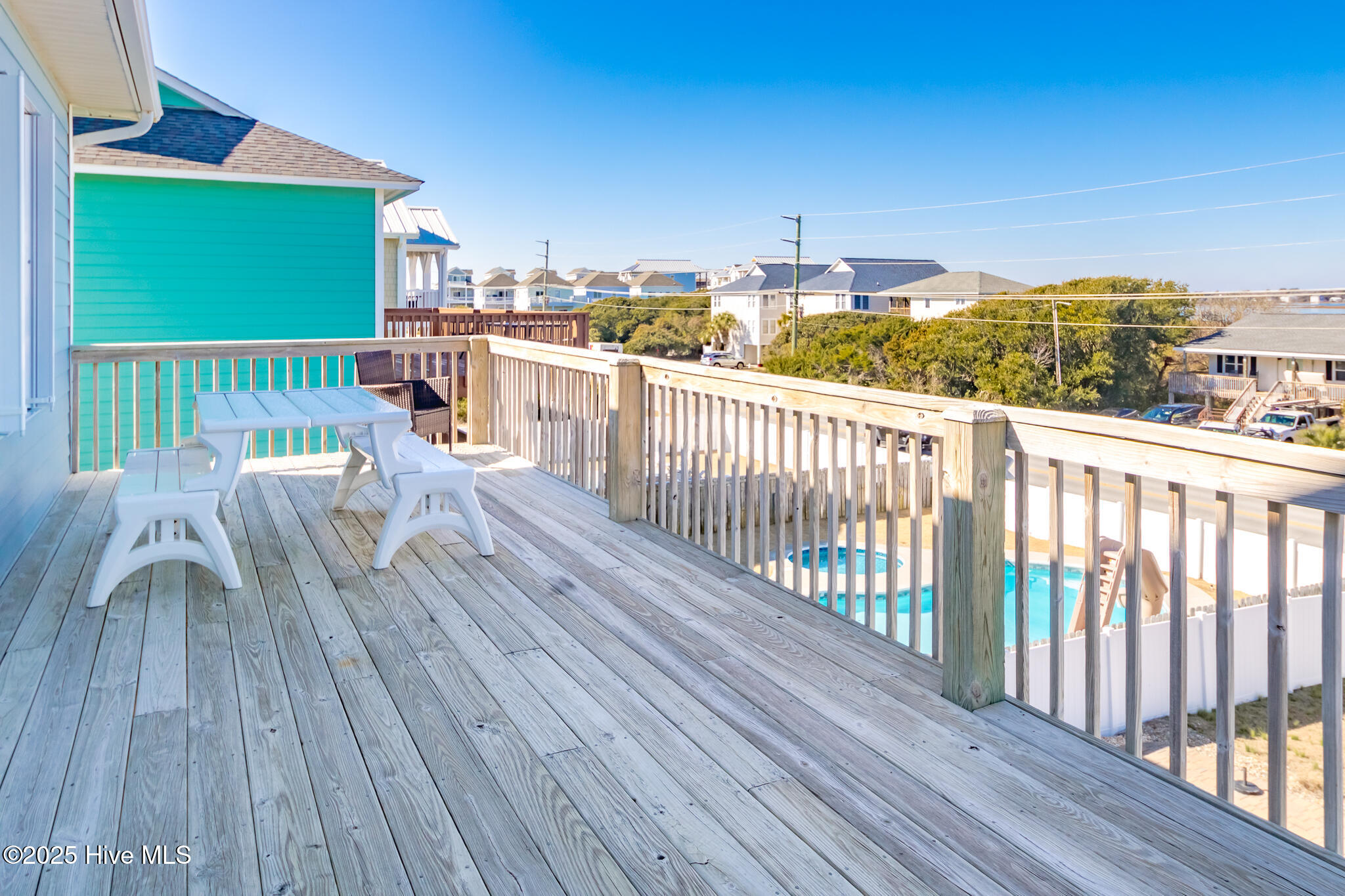 100495072 | Photo 21