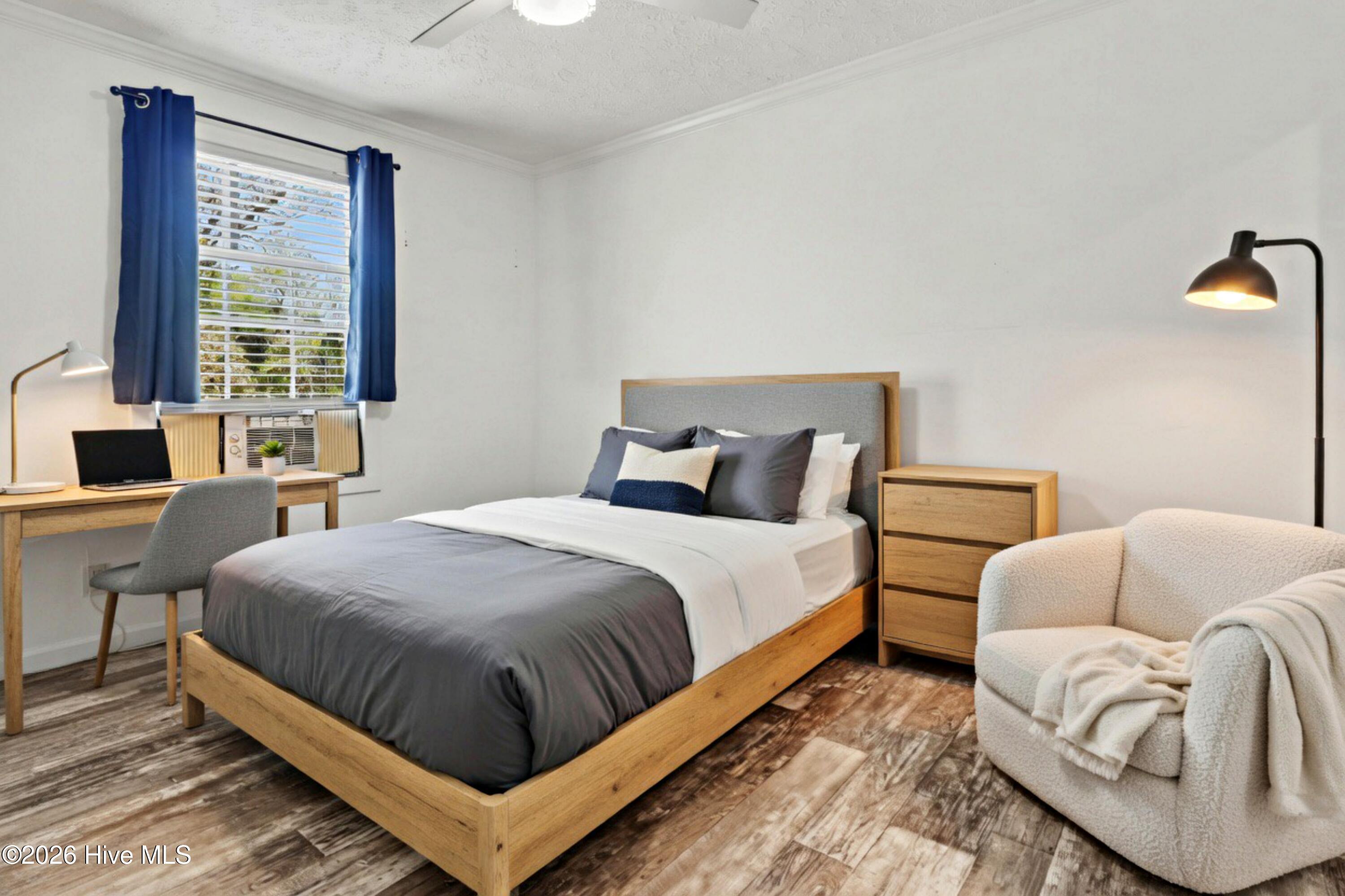 100559867 | Photo 18